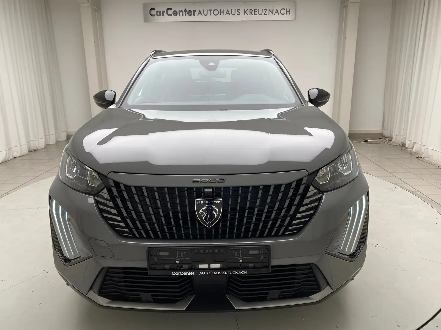 Peugeot 2008 Allure 1.2 Automatik LED Winterpaket Navigation Gris - 2