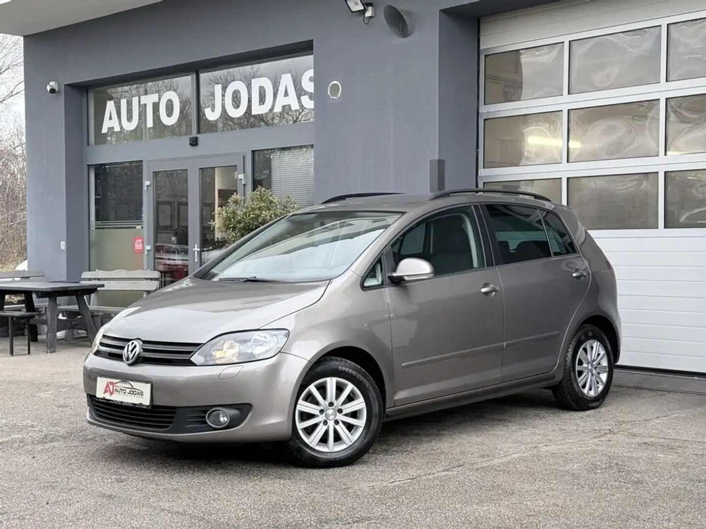 Volkswagen Golf Plus Rabbit 1.2 TSI DSG **PDC/Tempomat** Braun - 2