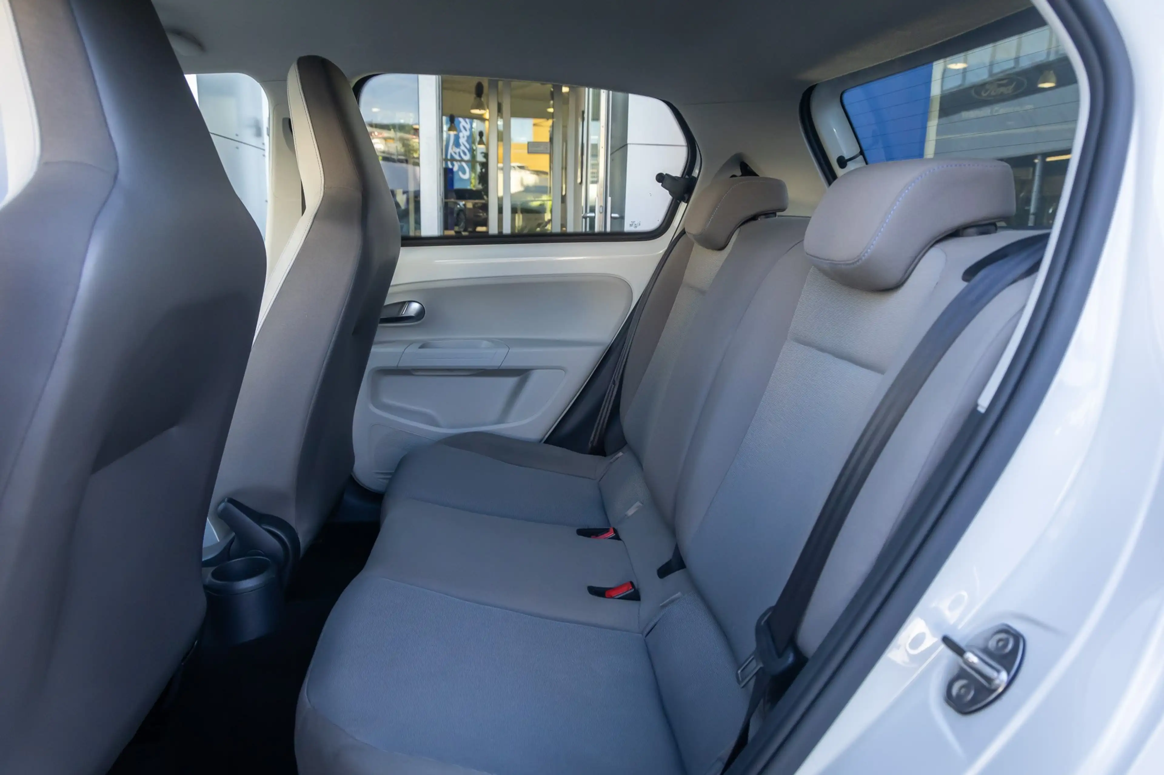 Volkswagen e-up! | Airco | Stoelverwarming | Elektrische verwarmbar — photo 20