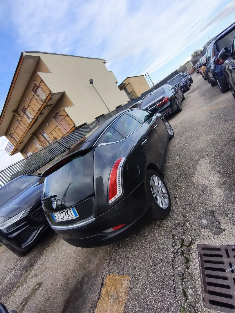 Lancia Delta 1.6 mjt Platino 120cv dpf - 1
