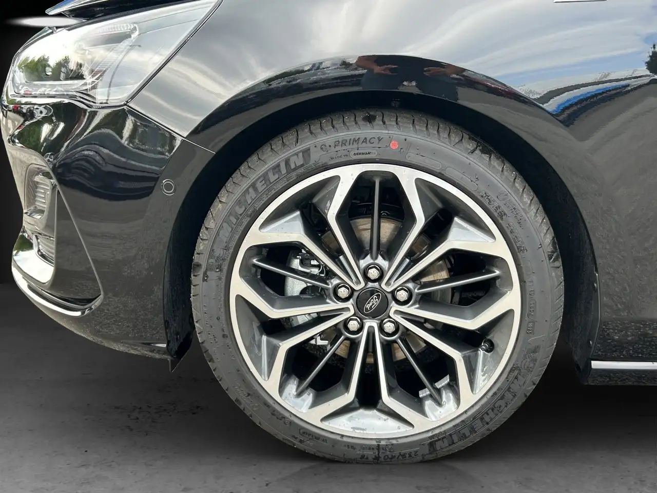 Ford Focus ST-Line X Winter Pak. B+O HUD 18 Zoll PDC 15