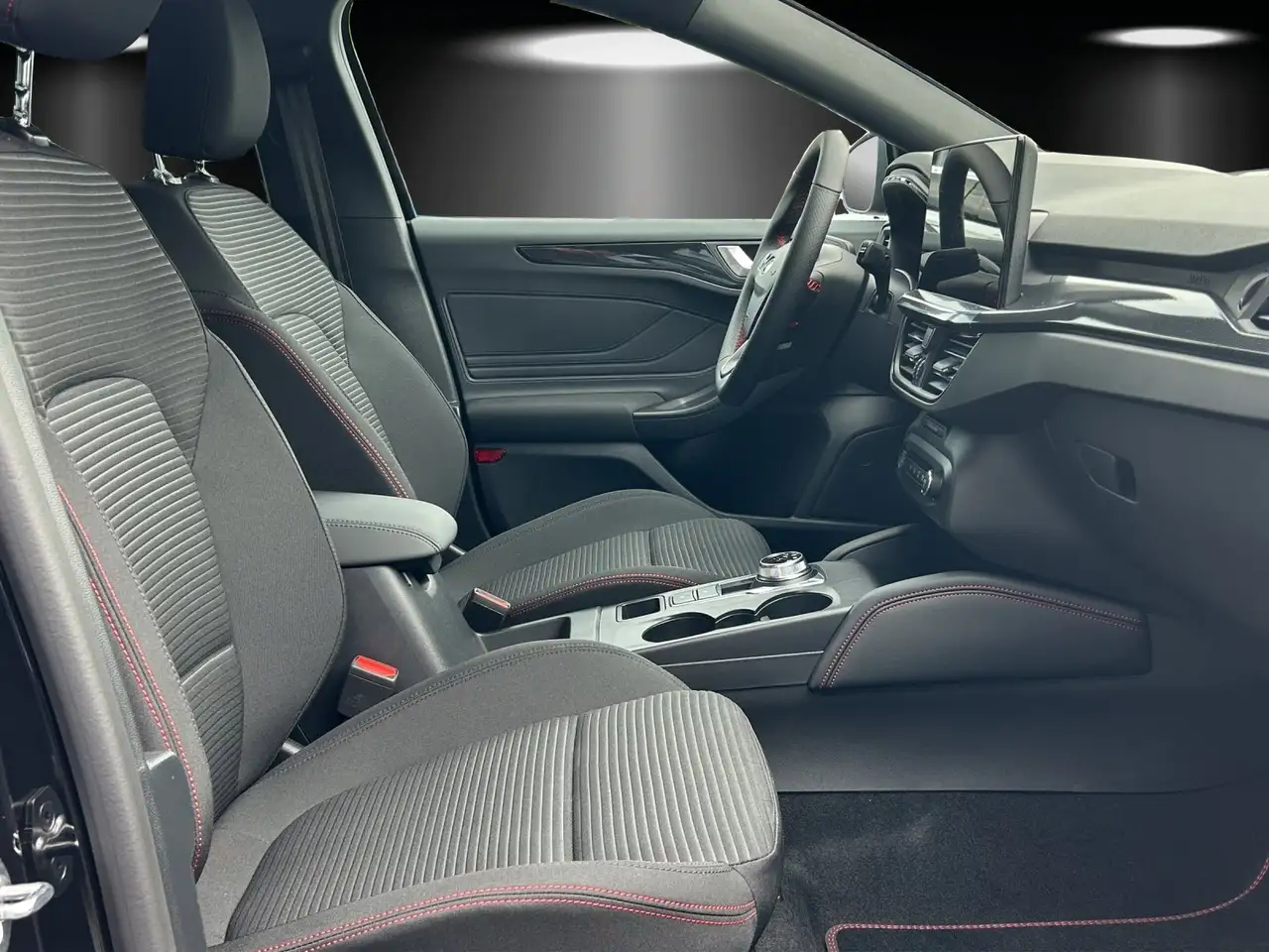 Ford Focus ST-Line X Winter Pak. B+O HUD 18 Zoll PDC 8