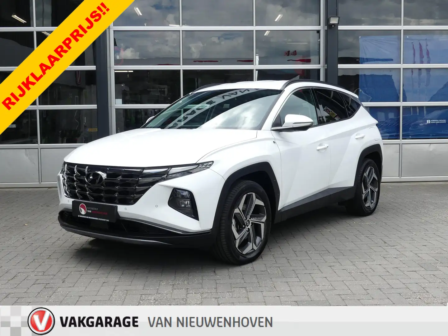 Hyundai TUCSON 1.6 T-GDI PHEV Comfort 4WD *t/m 10de bouwjaar gara Wit - 1