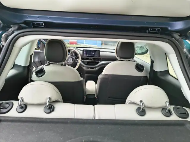 Fiat 500 view 19