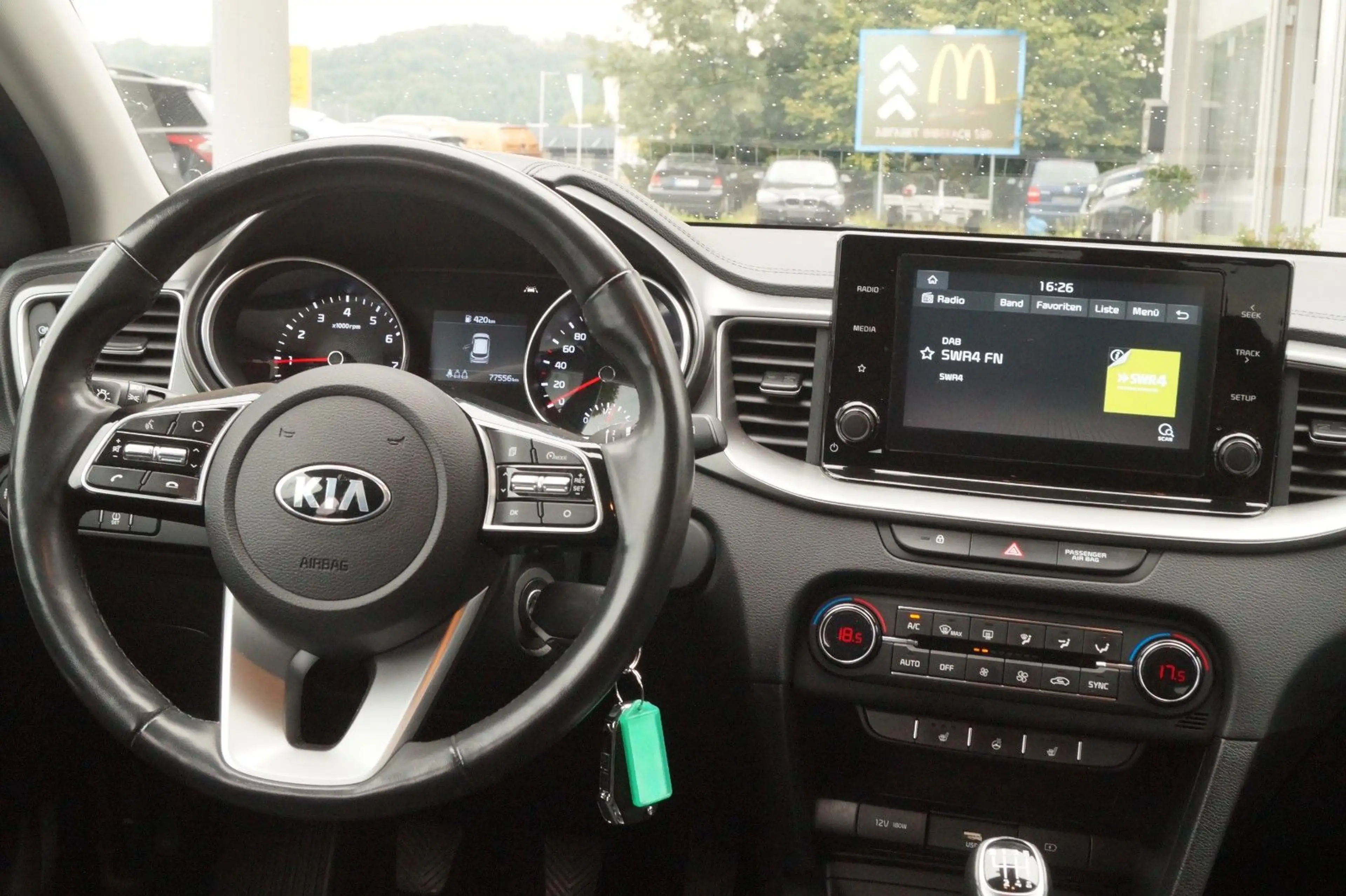 Kia XCeed 1.0 T-GDI Vision — photo 15