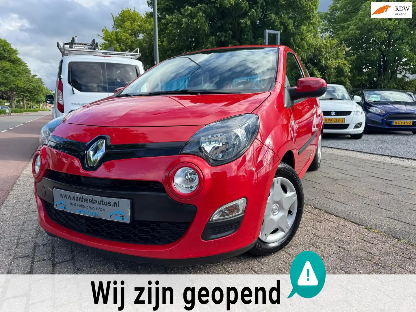 Renault Twingo 1.2 16V Authentique Elek Pakket C.V Apk 02-2026 Rojo - 1