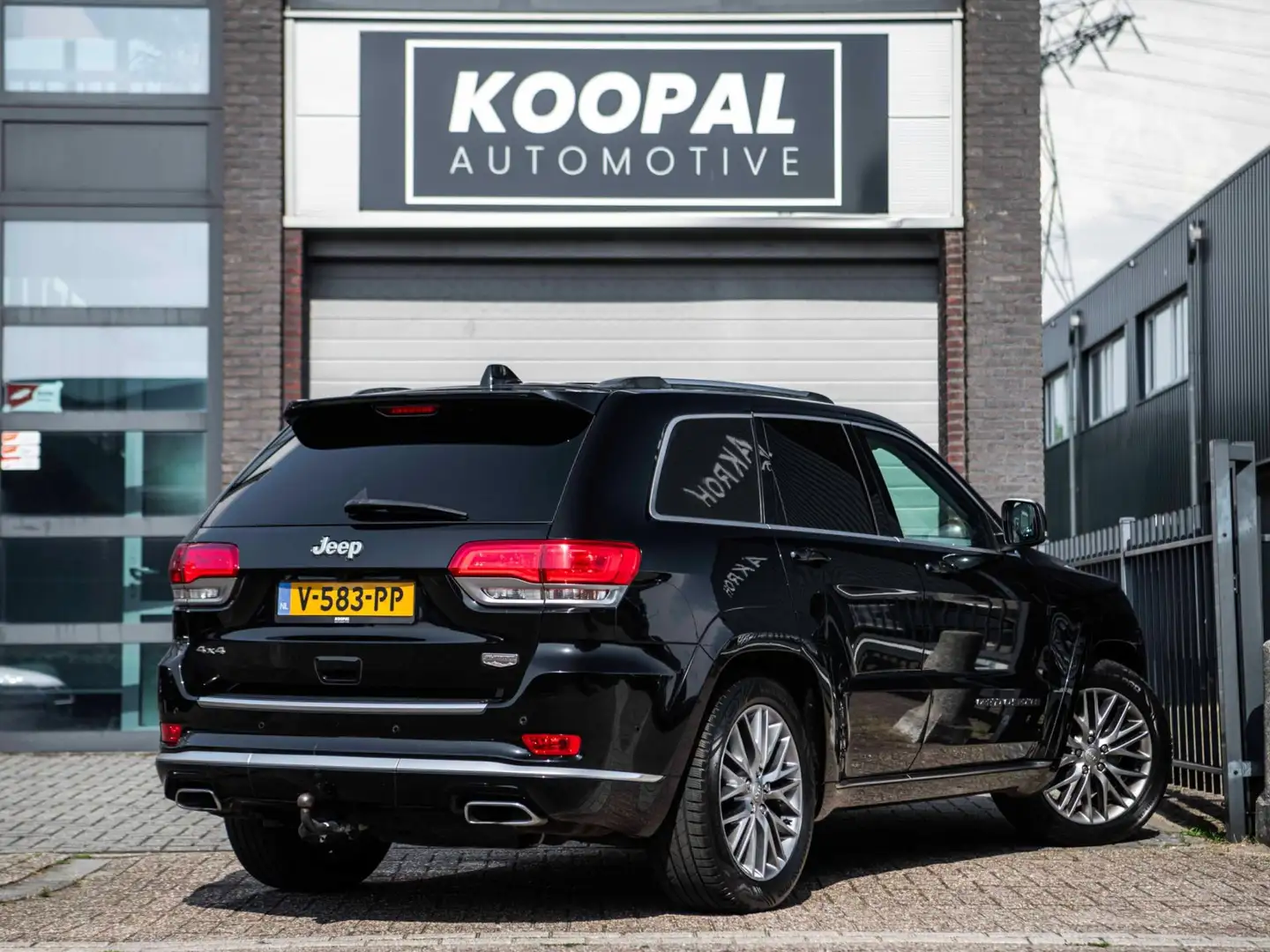 Jeep Grand Cherokee 3.0 CRD Summit | Full Option | Marge | Grijskentek Negru - 2