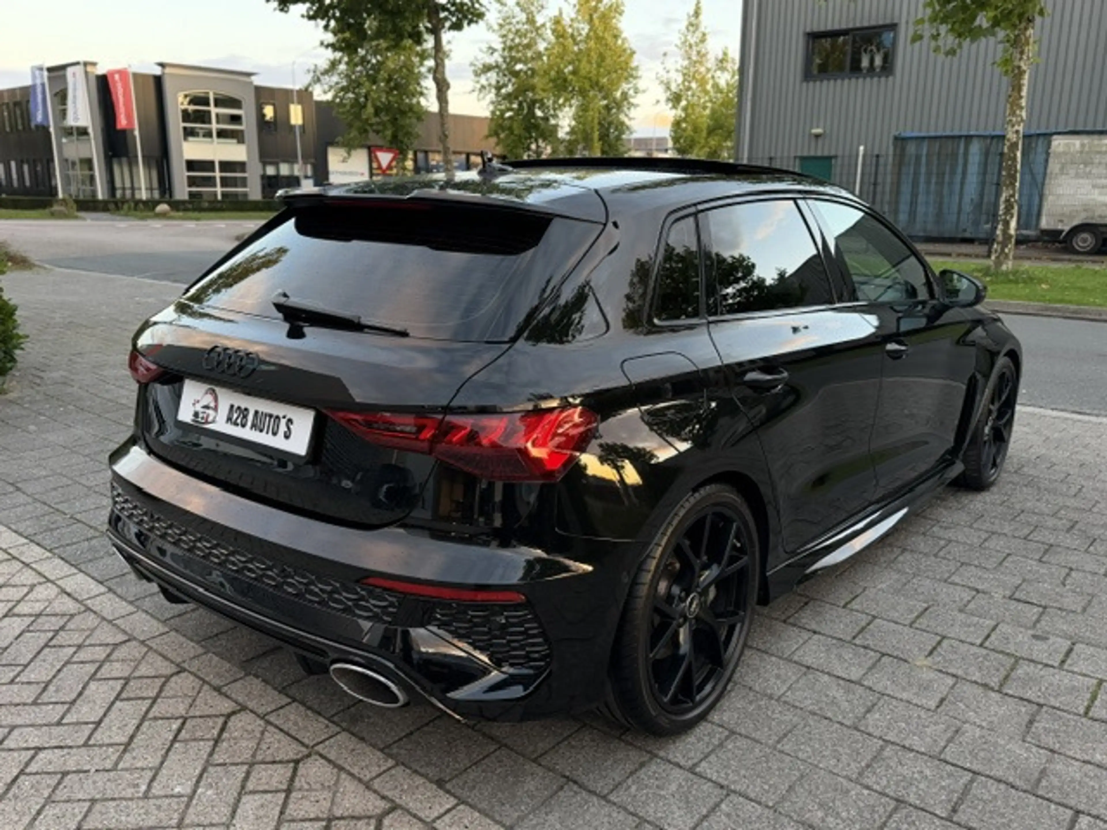 Audi RS3 A3 Sportback 2.5 TFSI quattro|Pano|360|Ceramic|Hul — photo 4