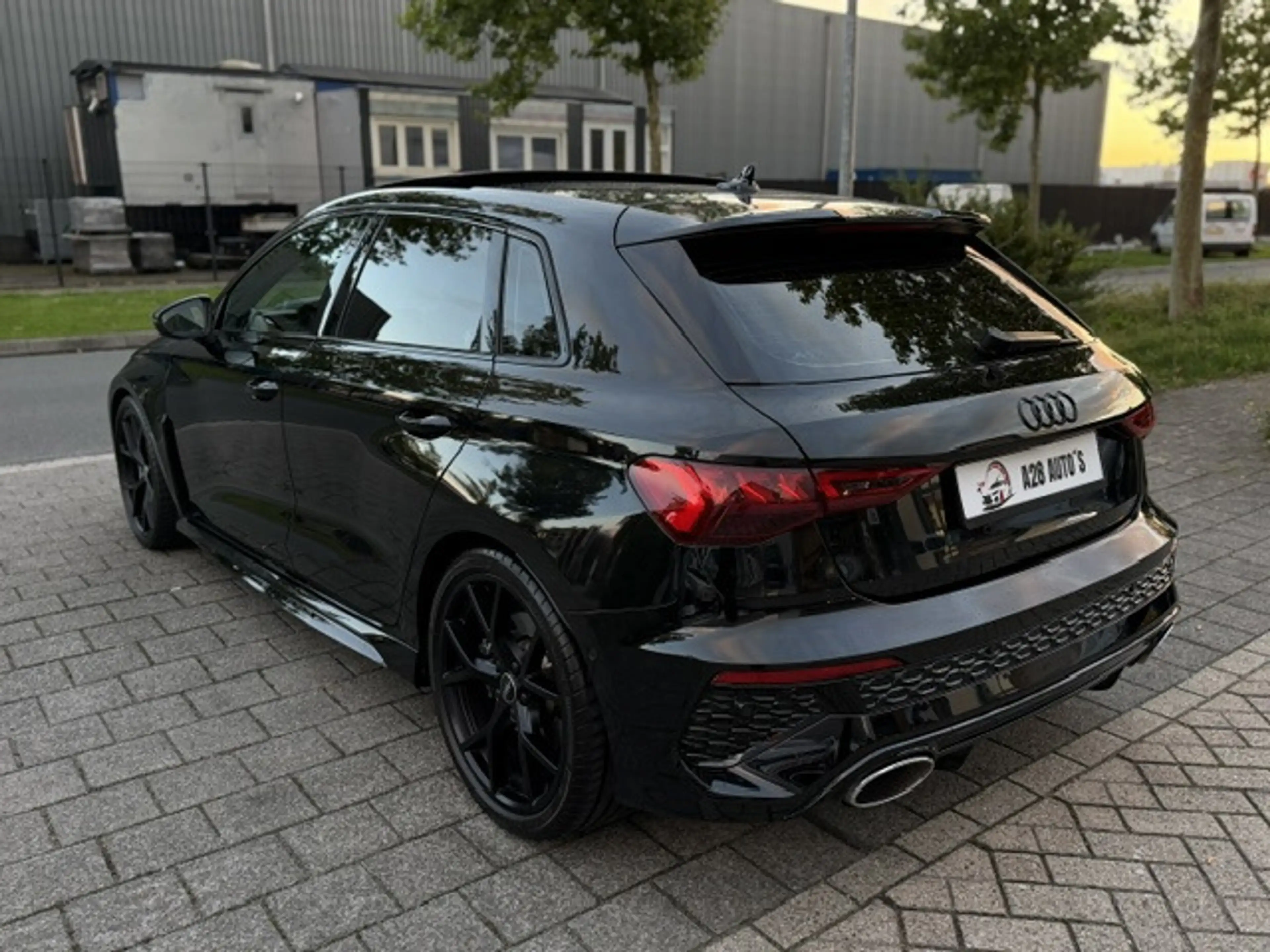 Audi RS3 A3 Sportback 2.5 TFSI quattro|Pano|360|Ceramic|Hul — photo 3