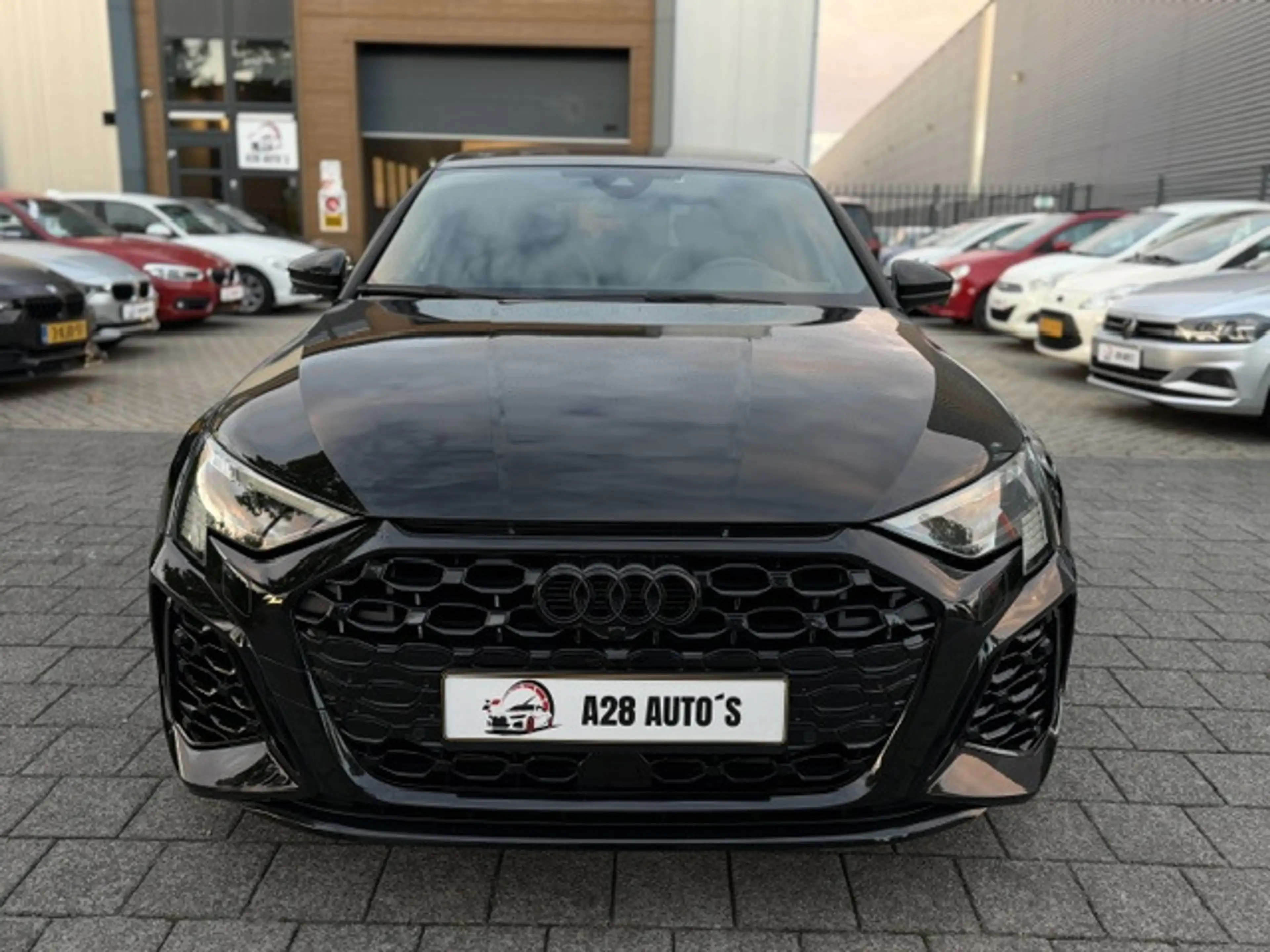 Audi RS3 A3 Sportback 2.5 TFSI quattro|Pano|360|Ceramic|Hul — photo 6