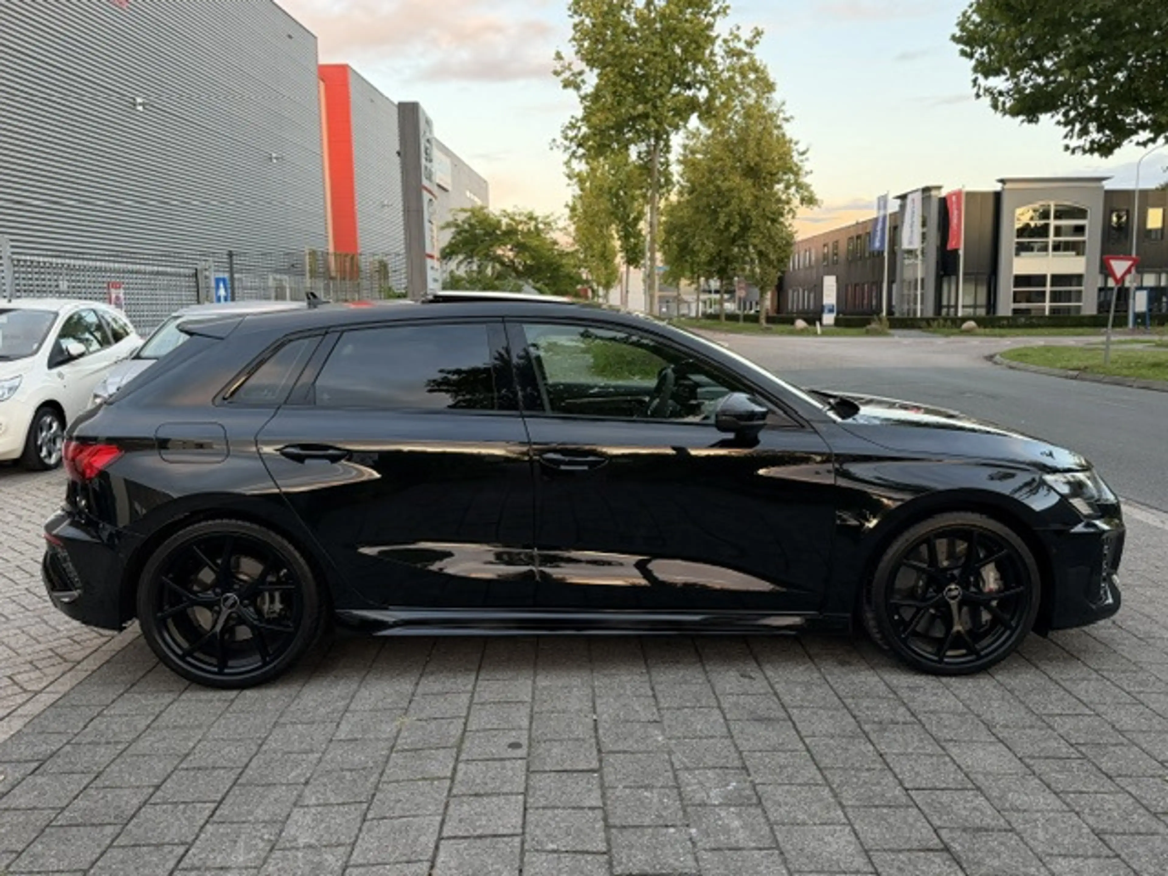 Audi RS3 A3 Sportback 2.5 TFSI quattro|Pano|360|Ceramic|Hul — photo 5