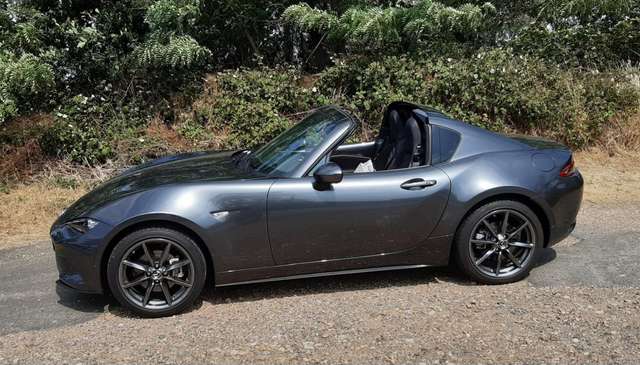 Imagine Mazda MX-5 MX-5 RF SKYACTIV-G 184 Sports-Line