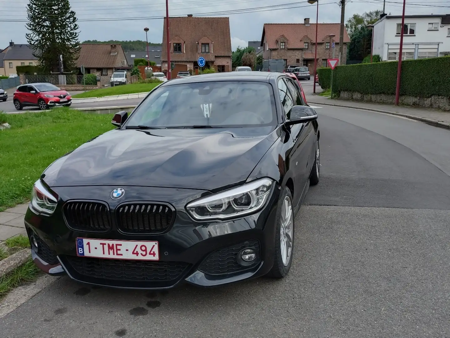 BMW 118 dX AdBlue (EU6c) Zwart - 1