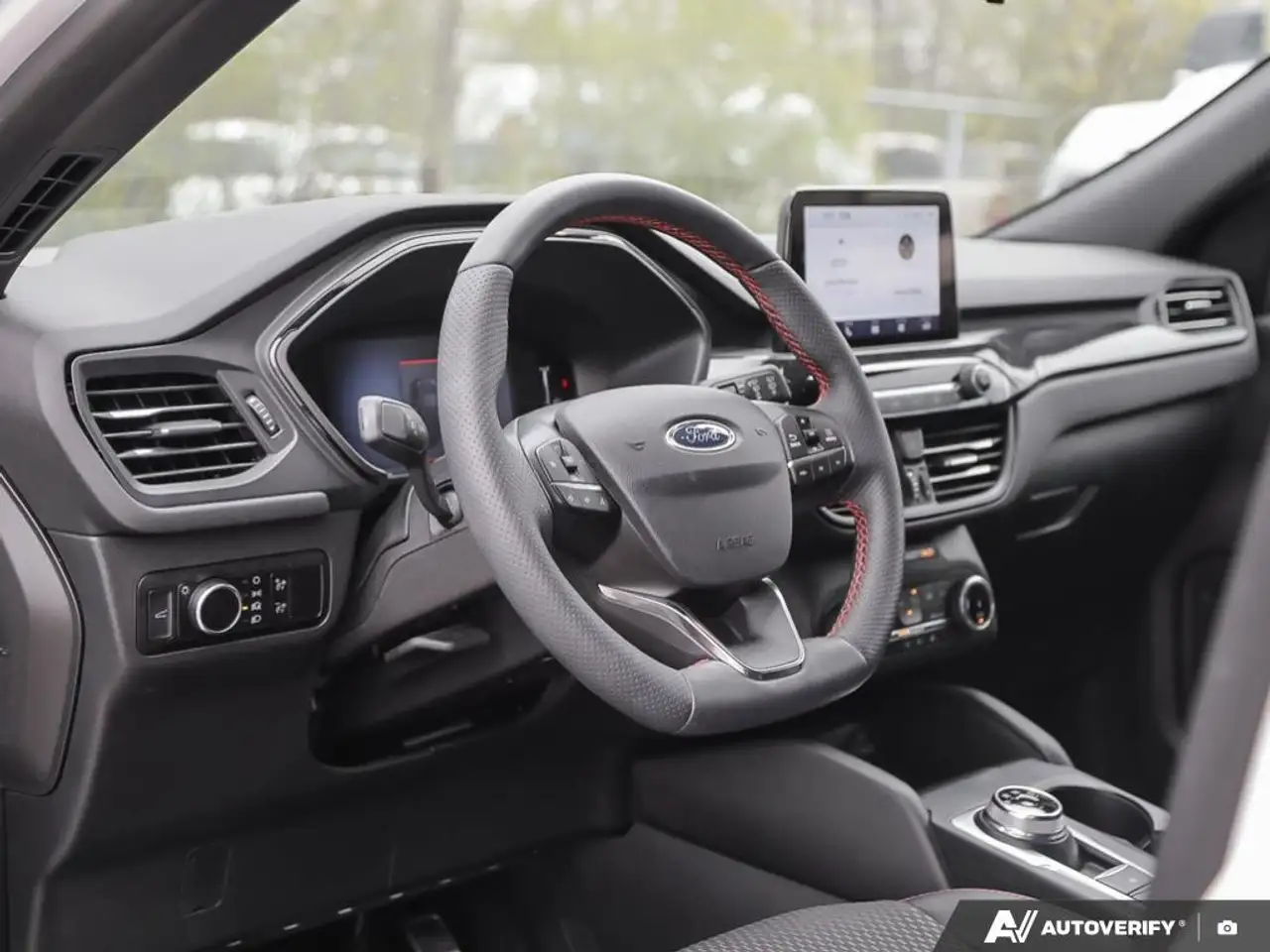 Ford Escape снимка Ford Escape
