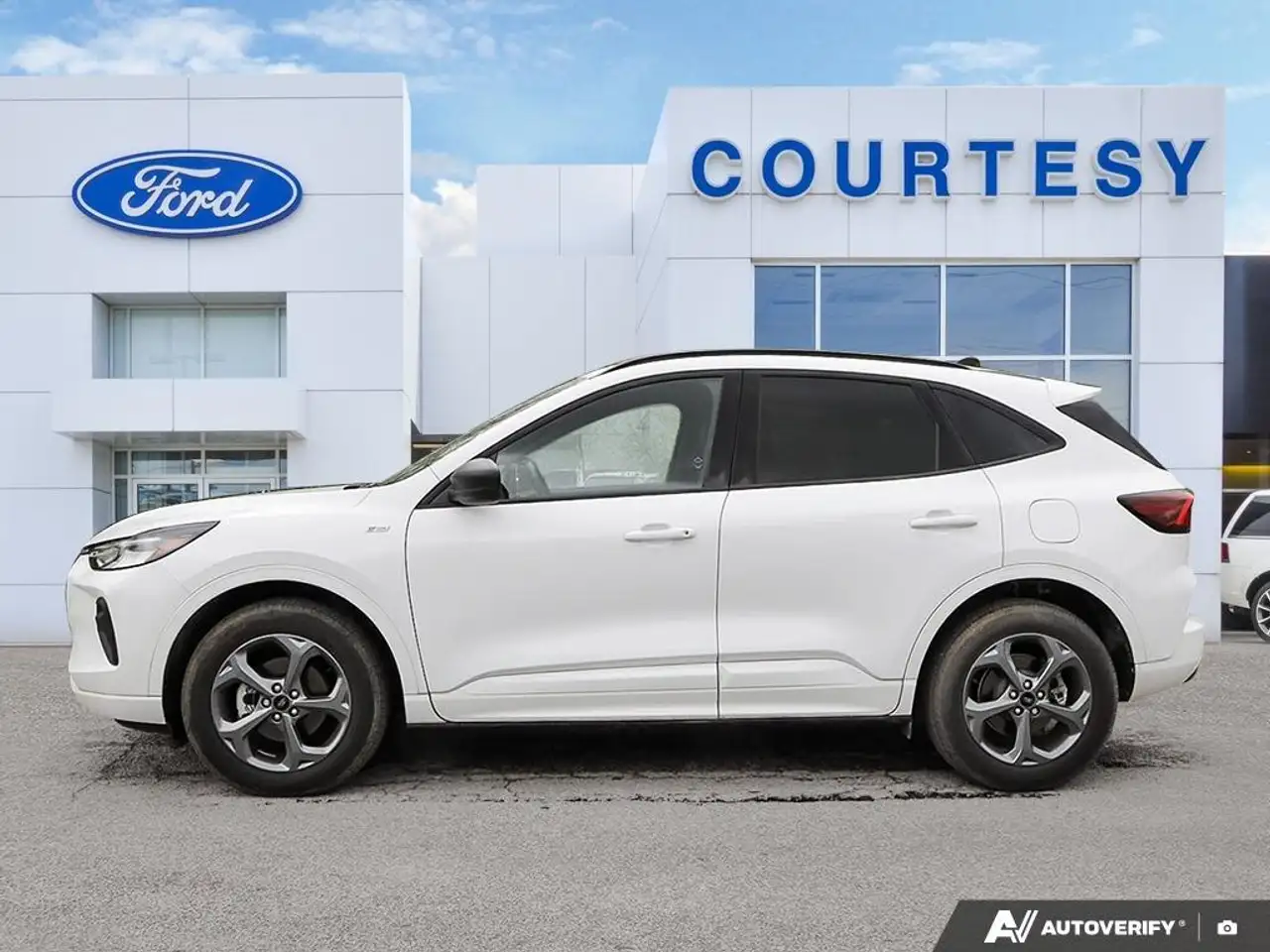 Ford Escape снимка Ford Escape