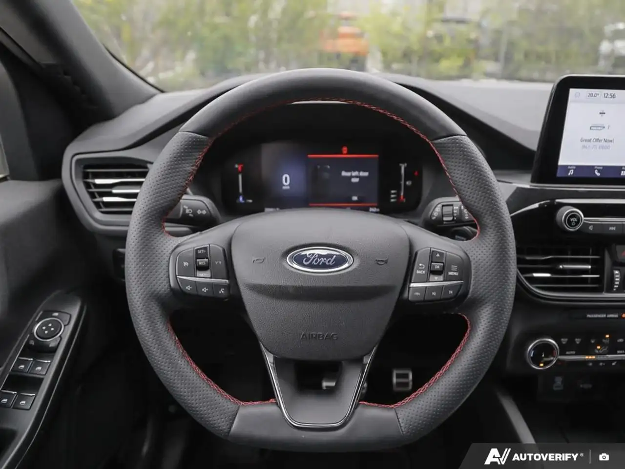 Ford Escape снимка Ford Escape