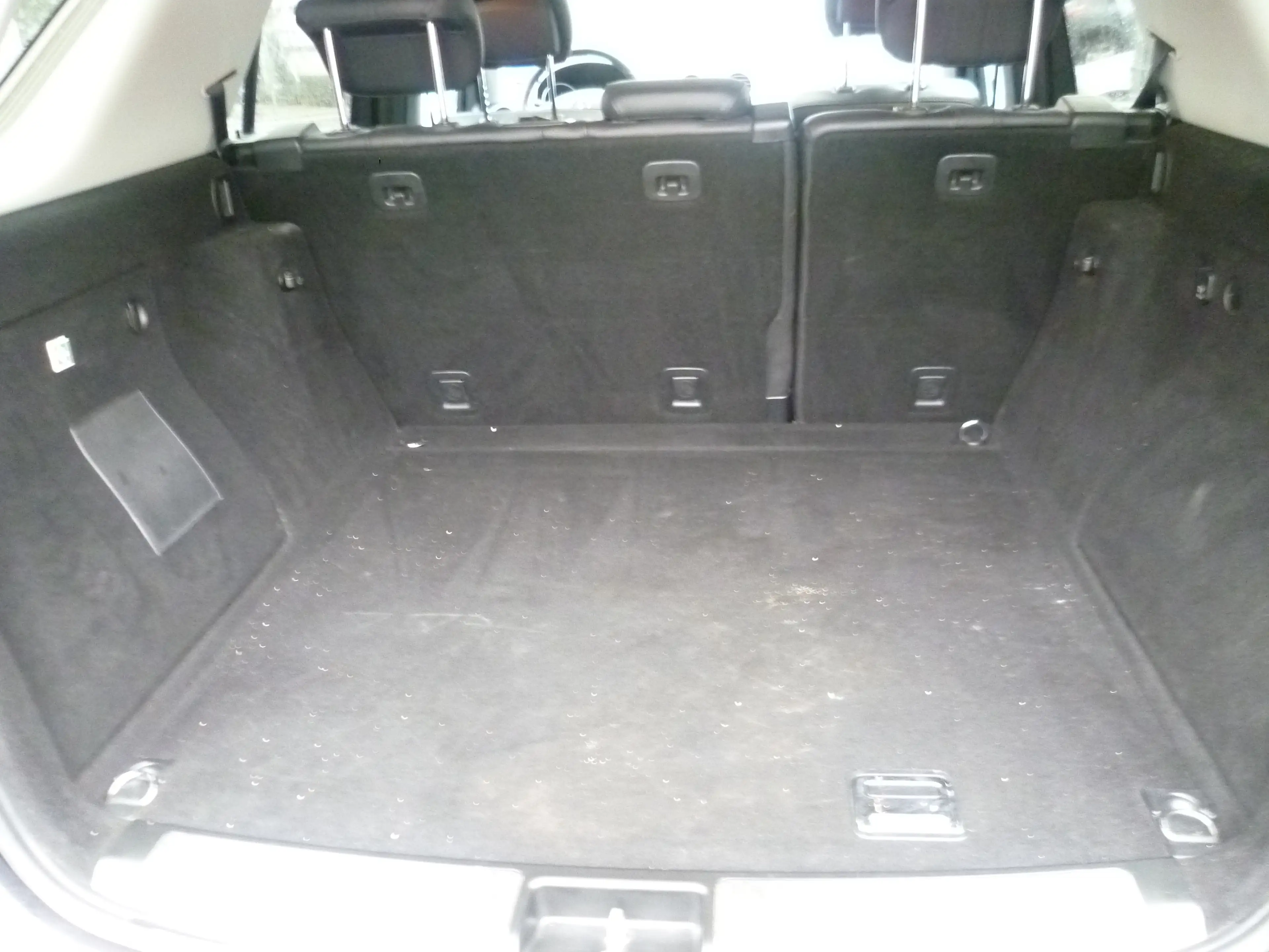 Mercedes-Benz ML 300 — photo 10