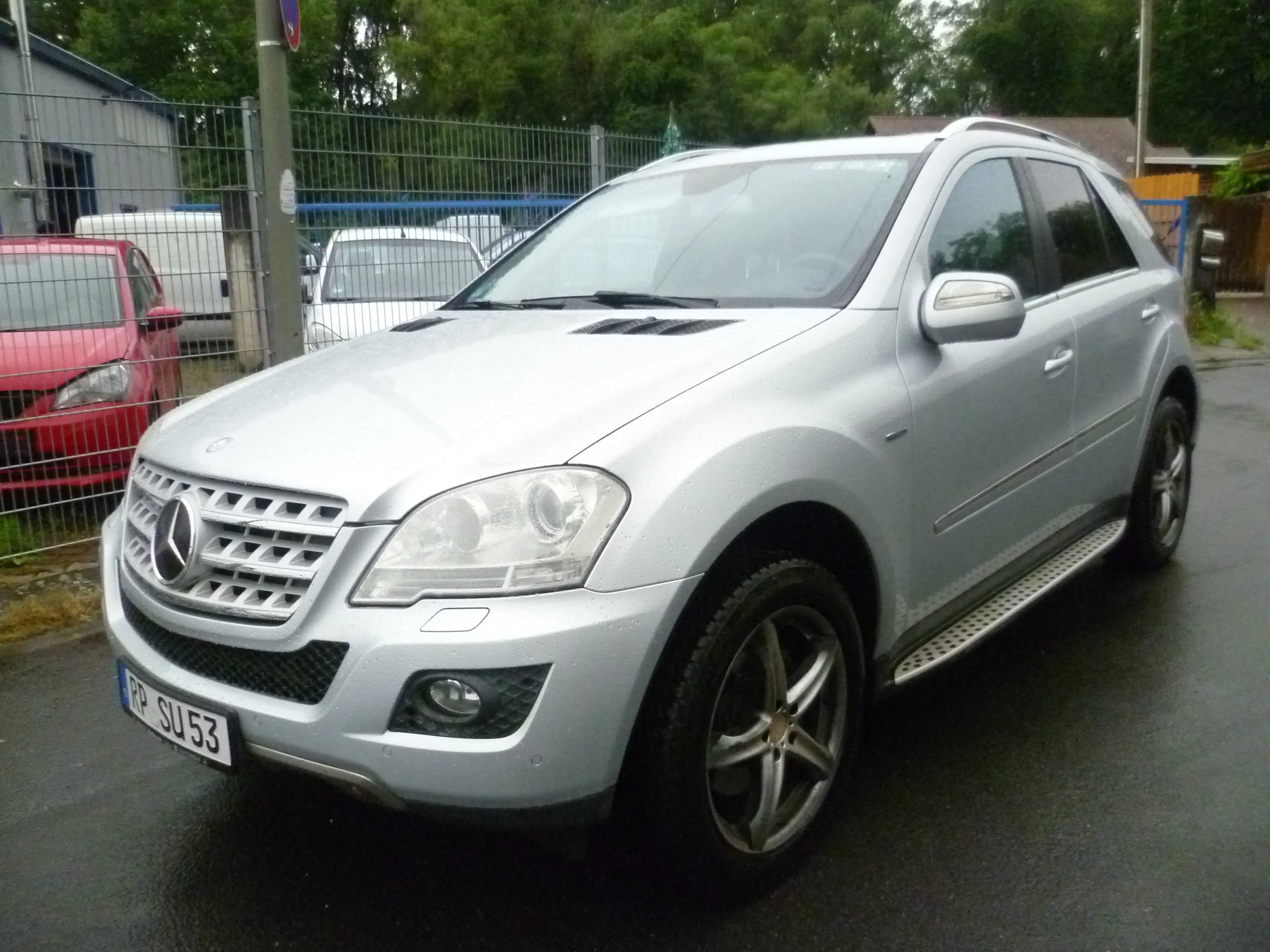 Mercedes-Benz ML 300