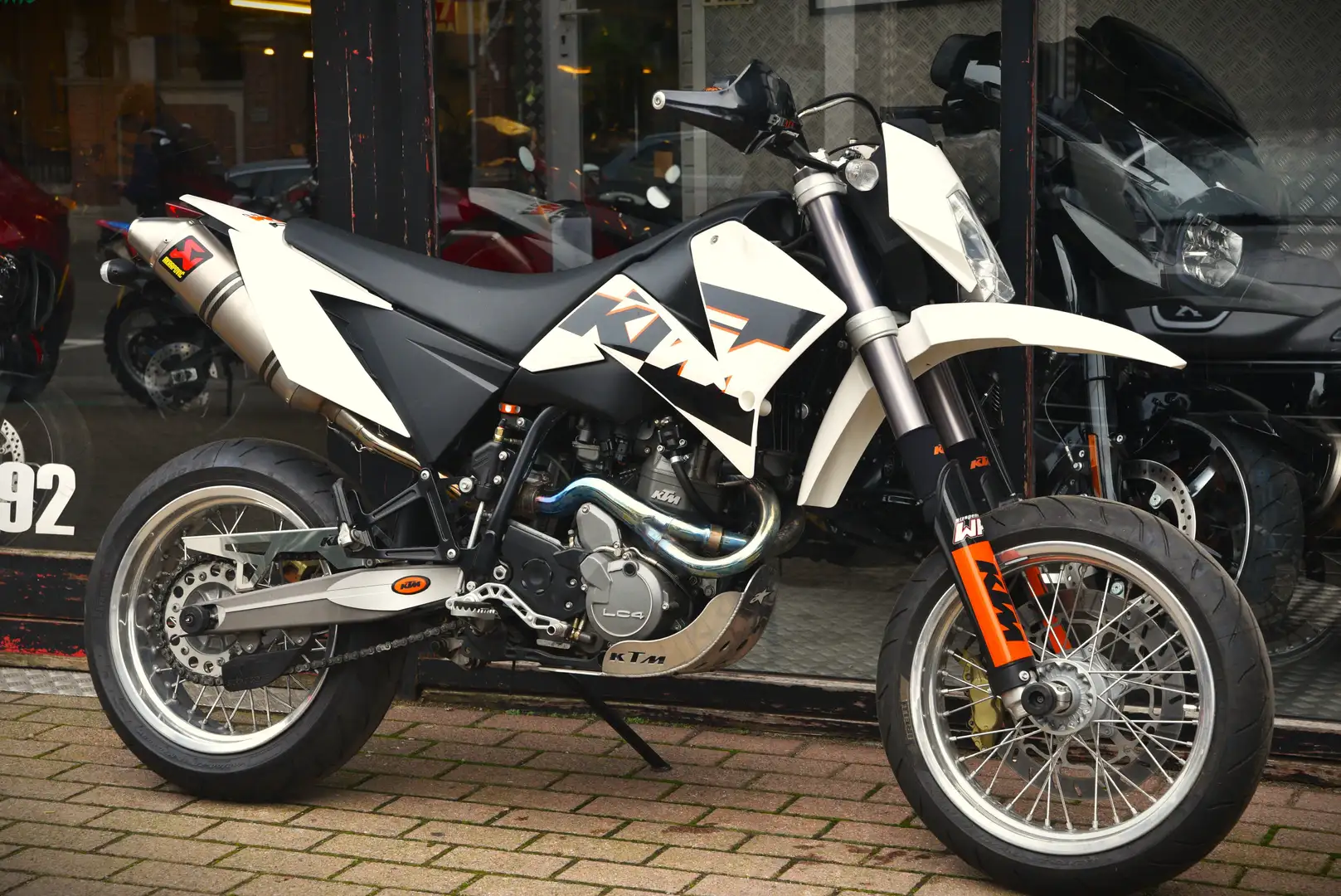 KTM 640 LC 4 SUPERMOTO ***MOTO VERTE*** Blanc - 1