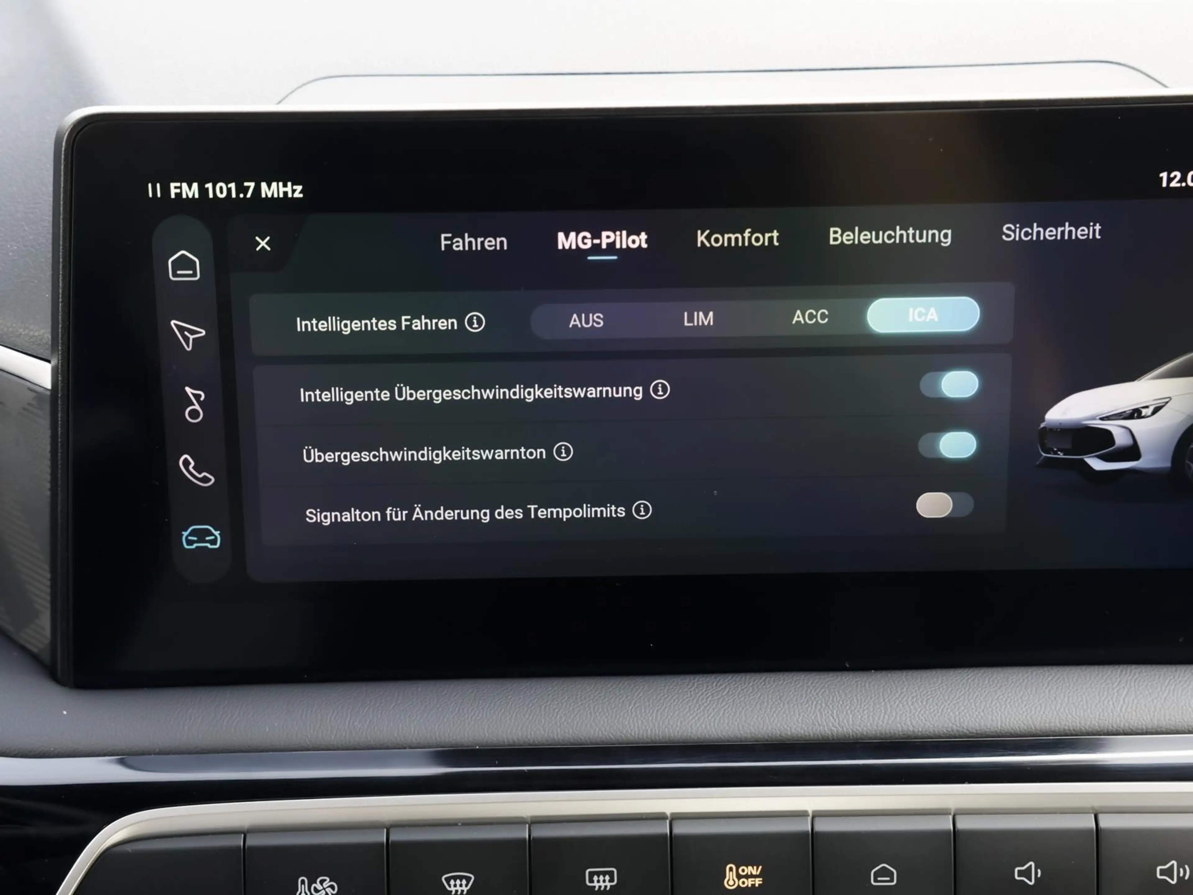 MG MG3 MG 3 1,5 Hybrid Luyury NAVI SHZ PDC KLIMA BT — photo 20
