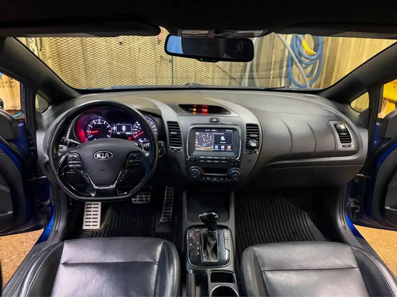 Kia Forte снимка Kia Forte