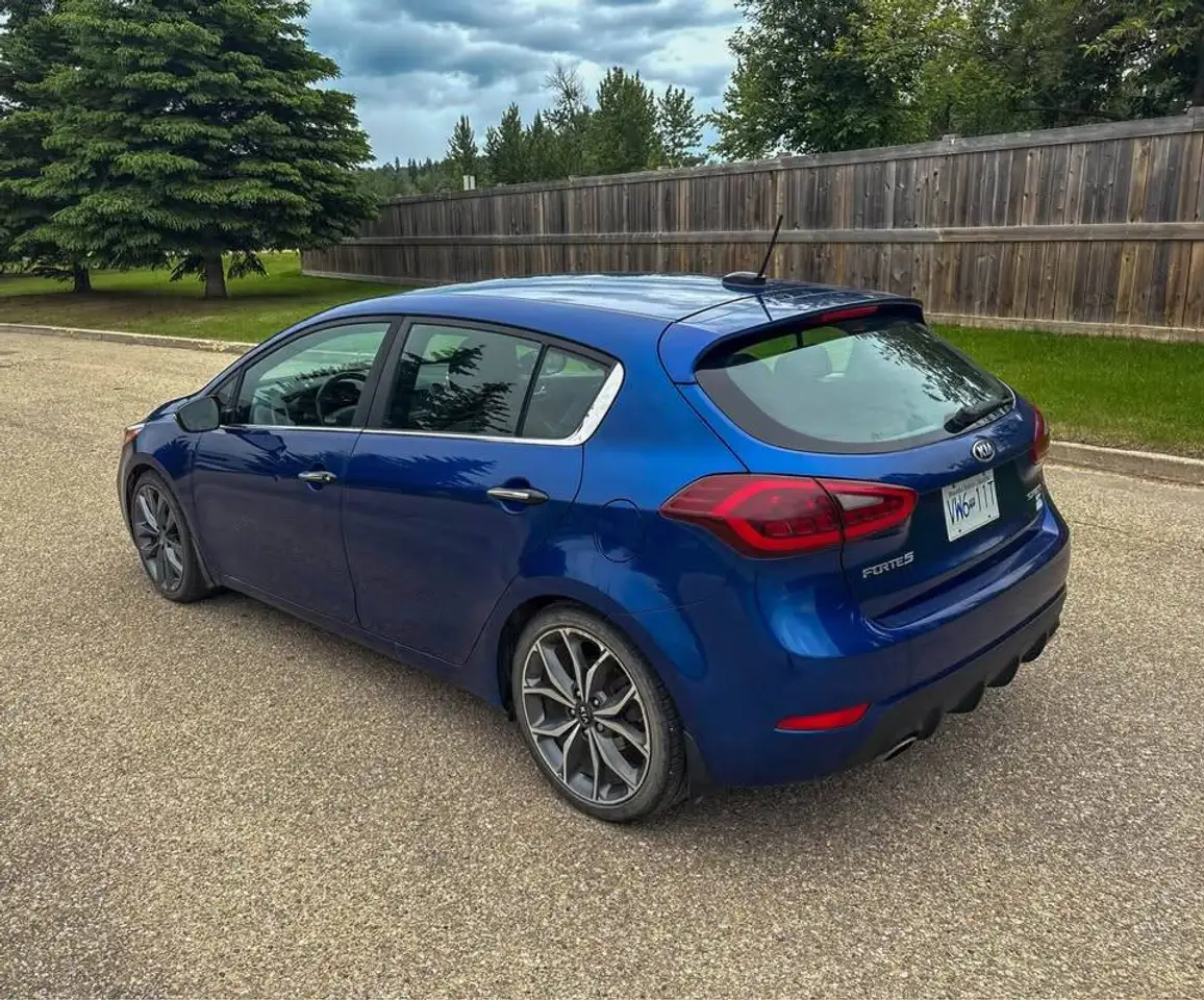 Kia Forte снимка Kia Forte