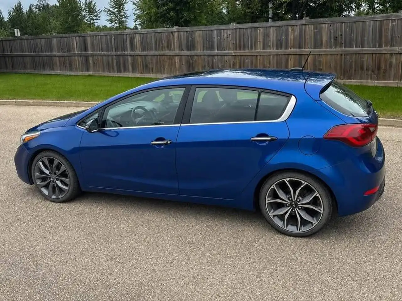 Kia Forte снимка Kia Forte