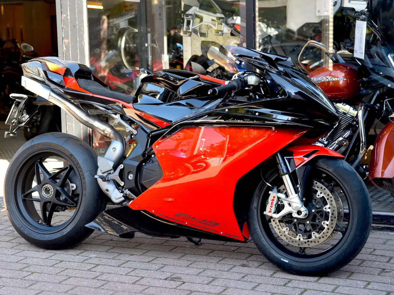 MV Agusta F4 1000