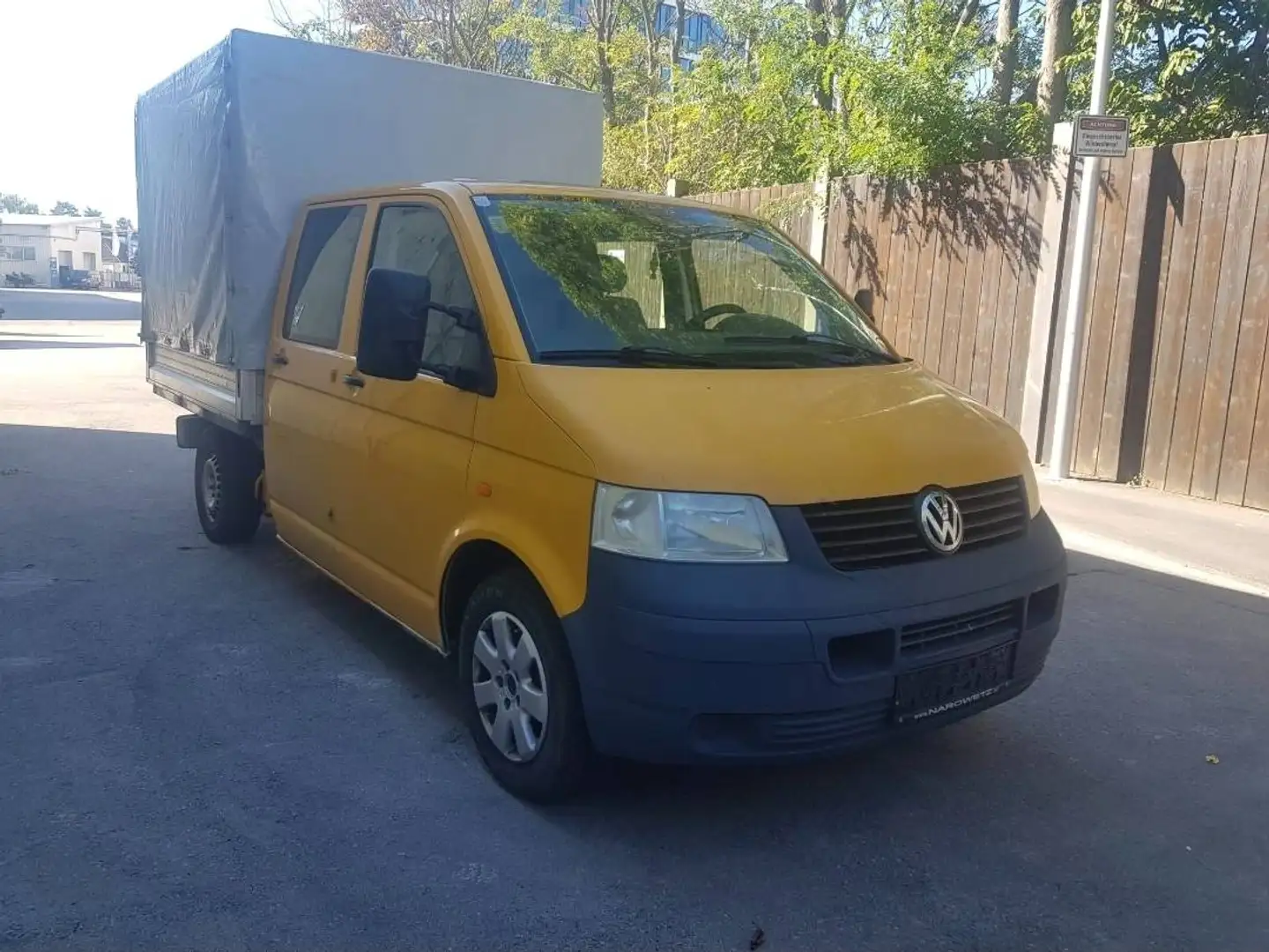 Volkswagen T5 Pritsche Doka 1,9TDI Gelb - 1