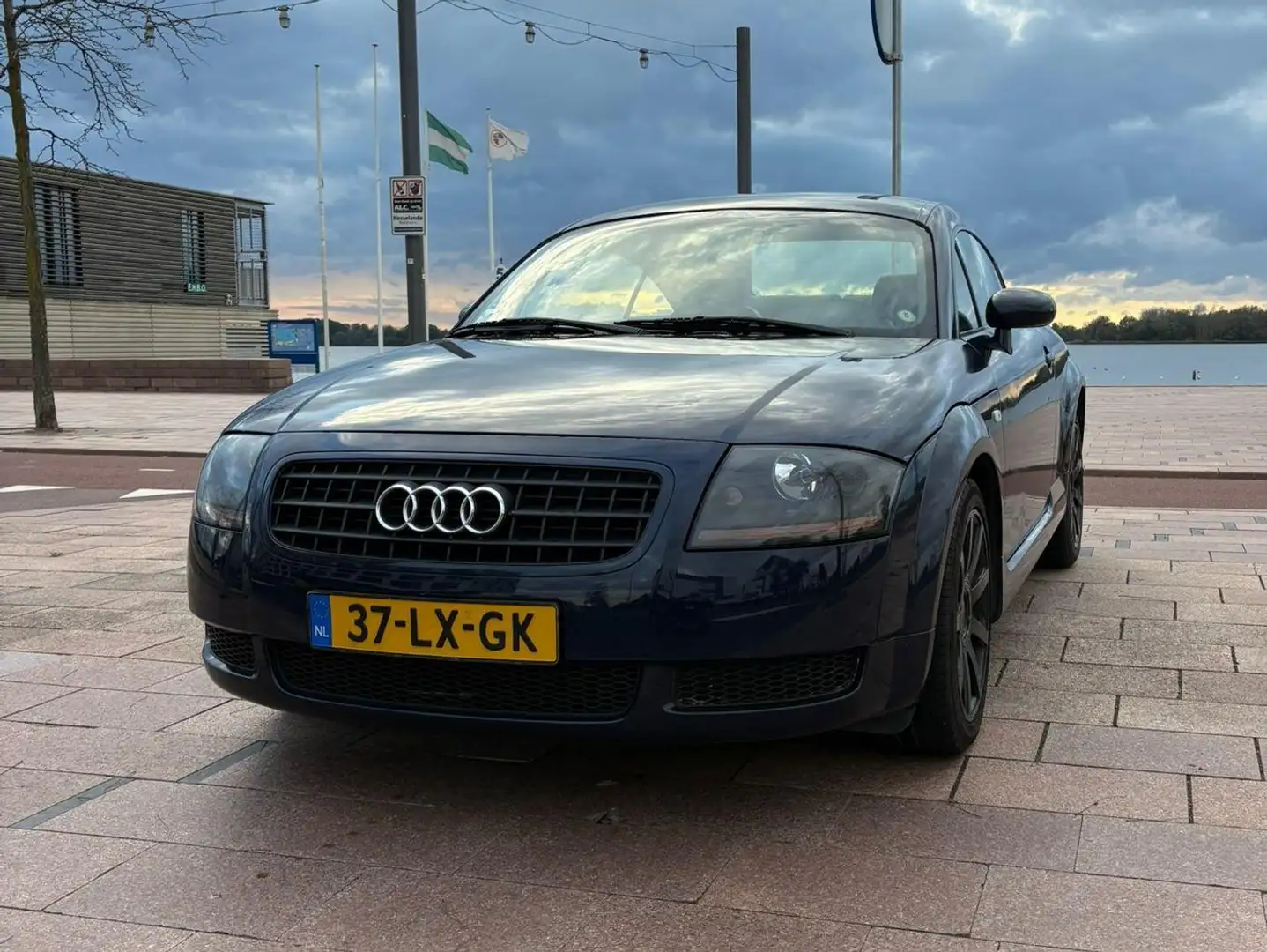 Audi TT TT 1.8 5V Turbo Blauw - 1