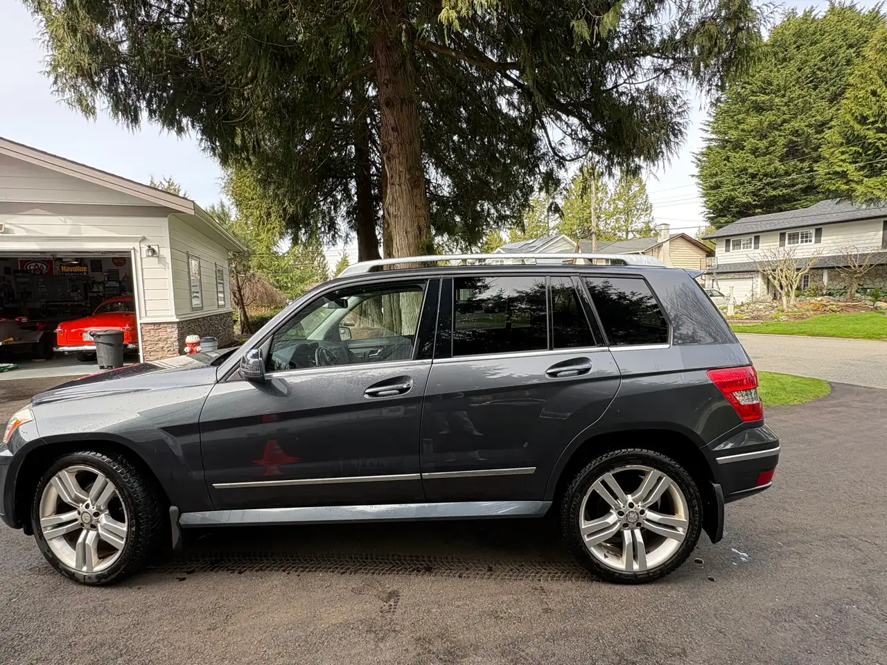 Mercedes-Benz GLK-Class снимка Mercedes-Benz GLK-Class