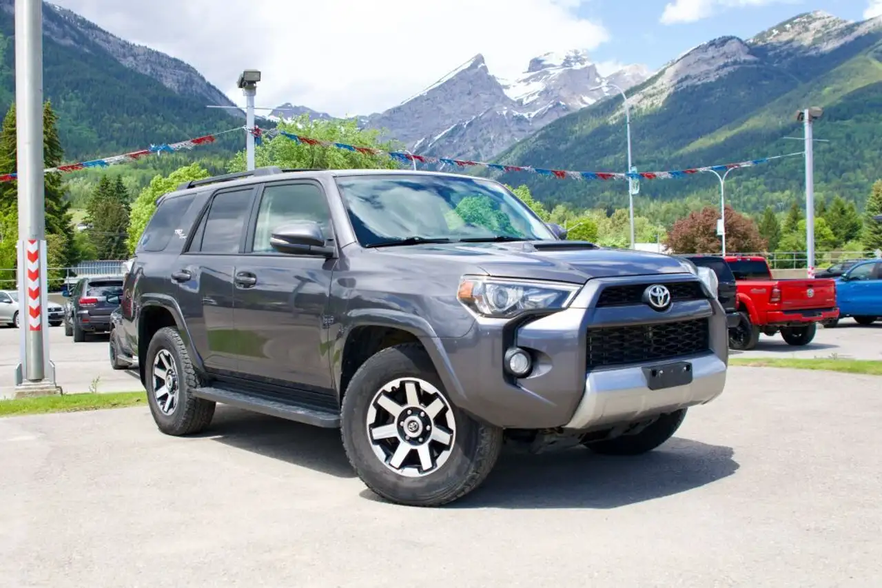 Toyota 4-Runner снимка Toyota 4-Runner