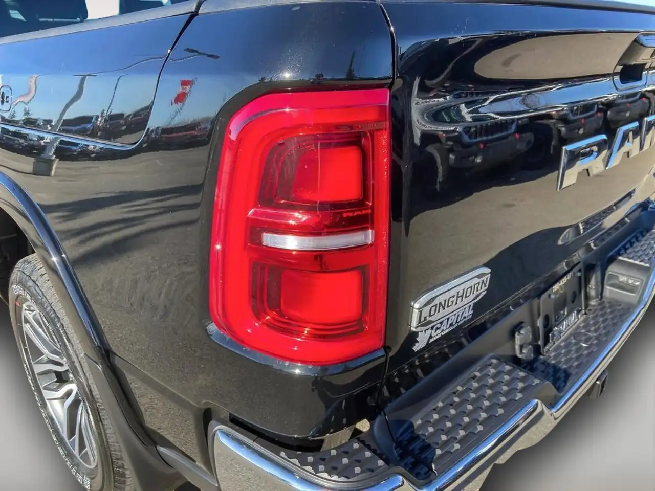 RAM 1500 снимка RAM 1500