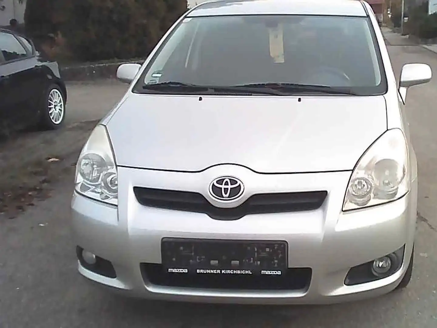 Toyota Corolla Verso 1.8 Sol 7 Sitze Automatik Silber - 2