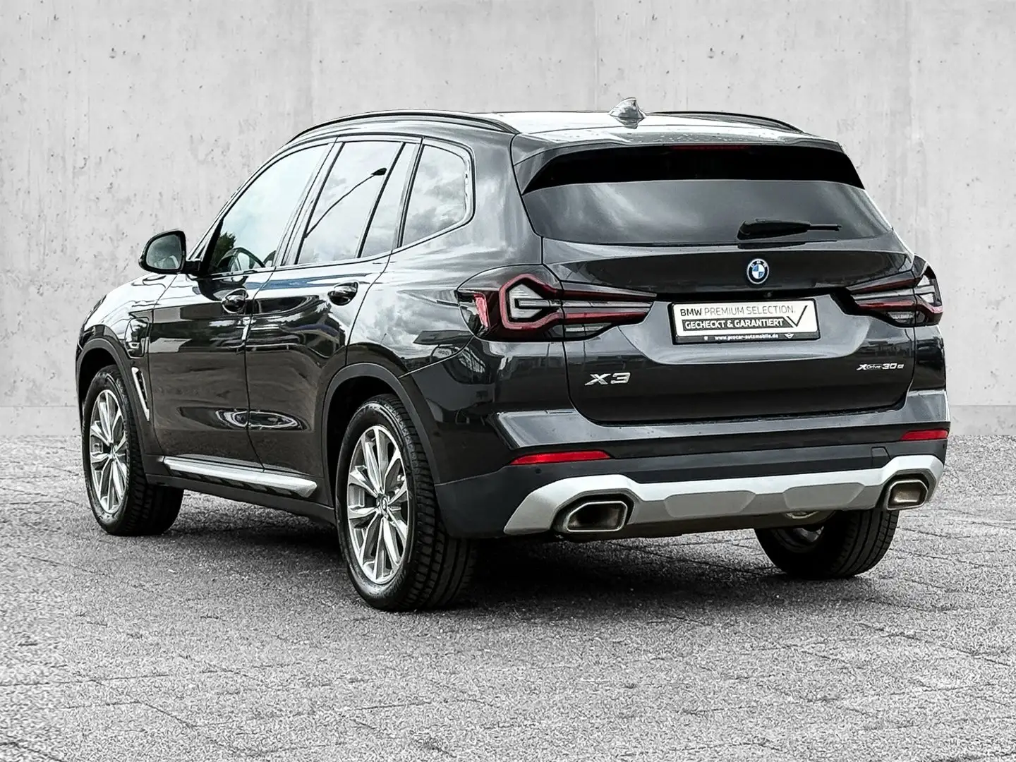 BMW X3 xDrive30e AHK+HUD+NAV+SPORTSITZE+LED+KAMERA+UVM Grigio - 2