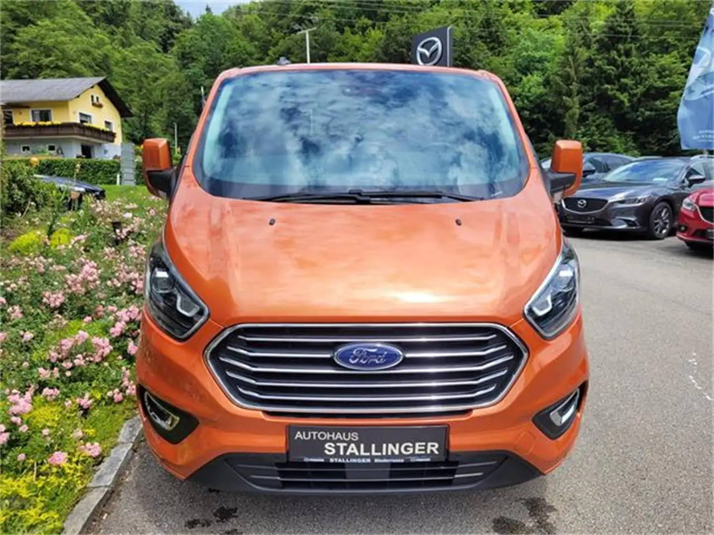 Ford Tourneo Custom 2,0 EcoBlue 320 L2 Titanium X Orange - 2