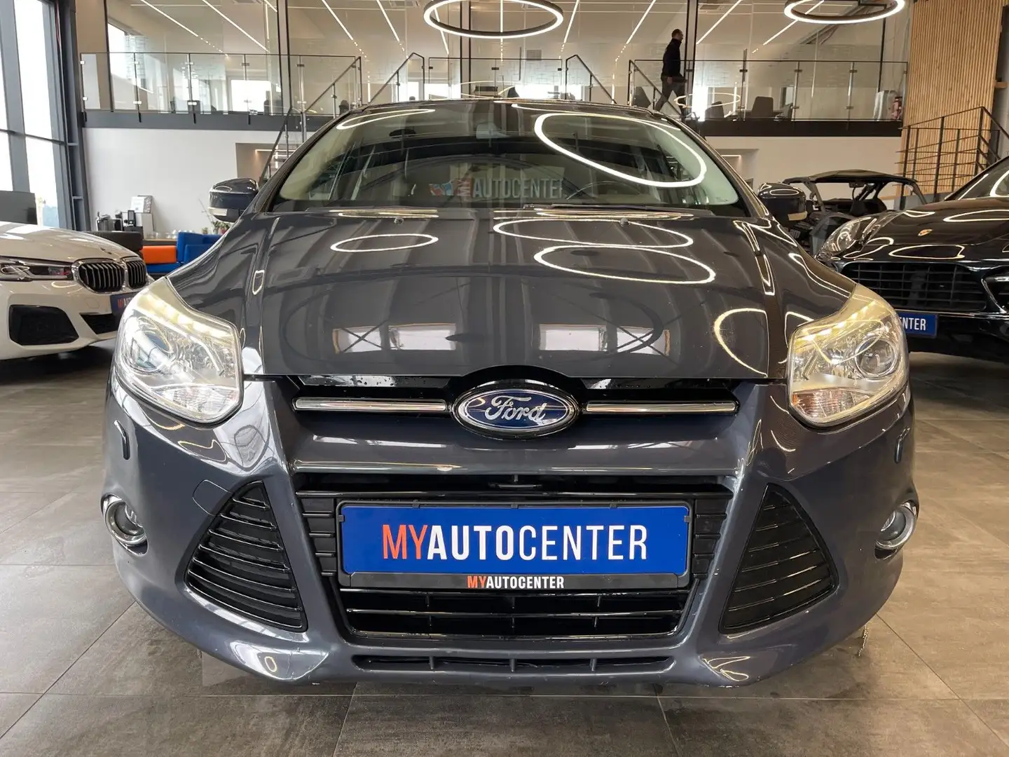 Ford Focus Lim. Titanium *BI-XENON*KAMERA*NAVI*ACC* Gri - 2