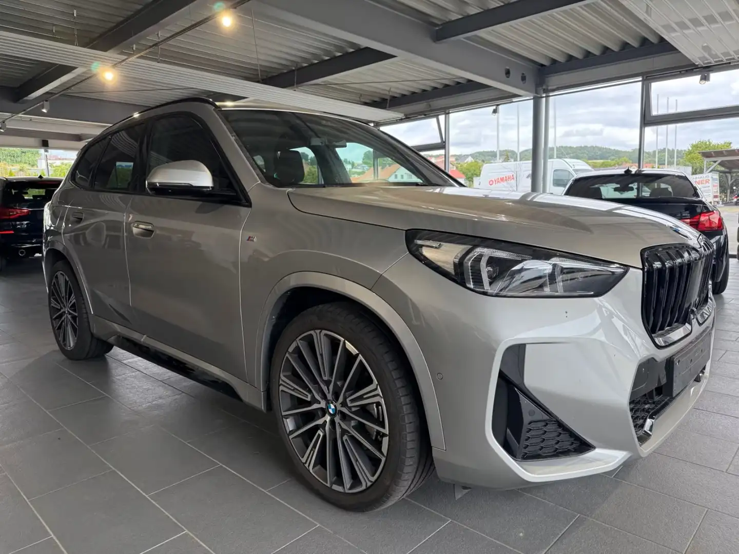 BMW X1 xDrive 23d 211ch DKG7 M Sport Gris - 1