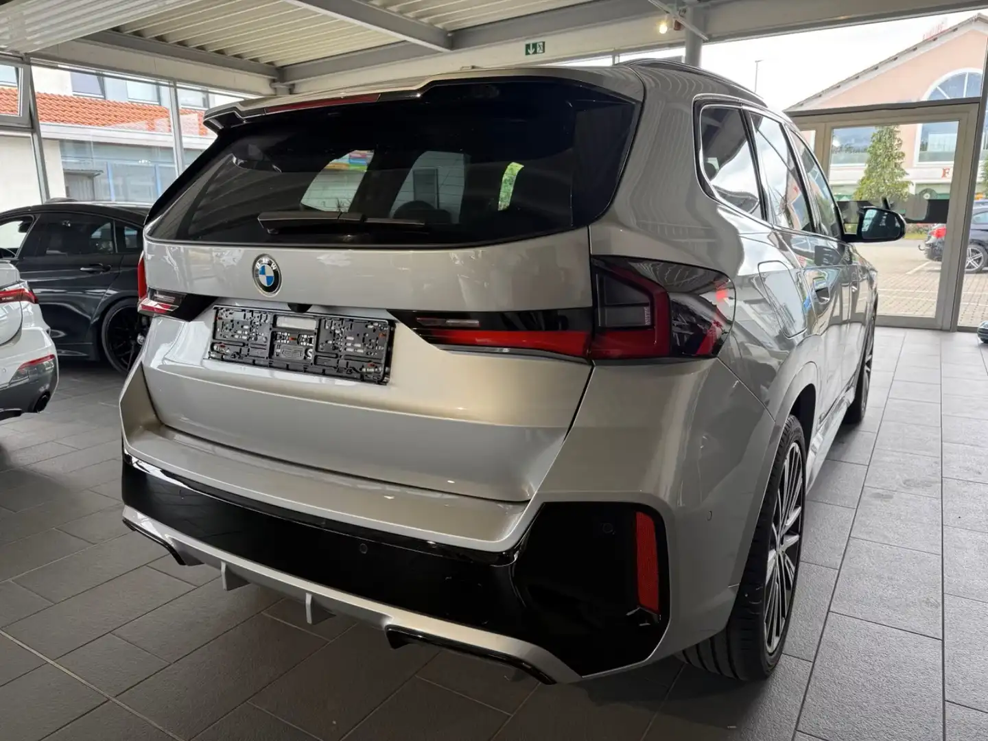 BMW X1 xDrive 23d 211ch DKG7 M Sport Gris - 2