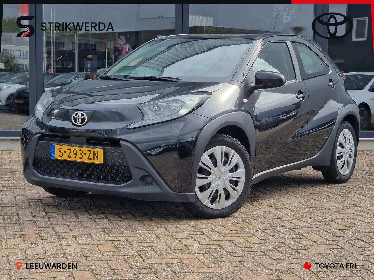 Toyota Aygo X nuo 280 €/ mėn Benzinas 2023m. Hečbekas Mechaninė