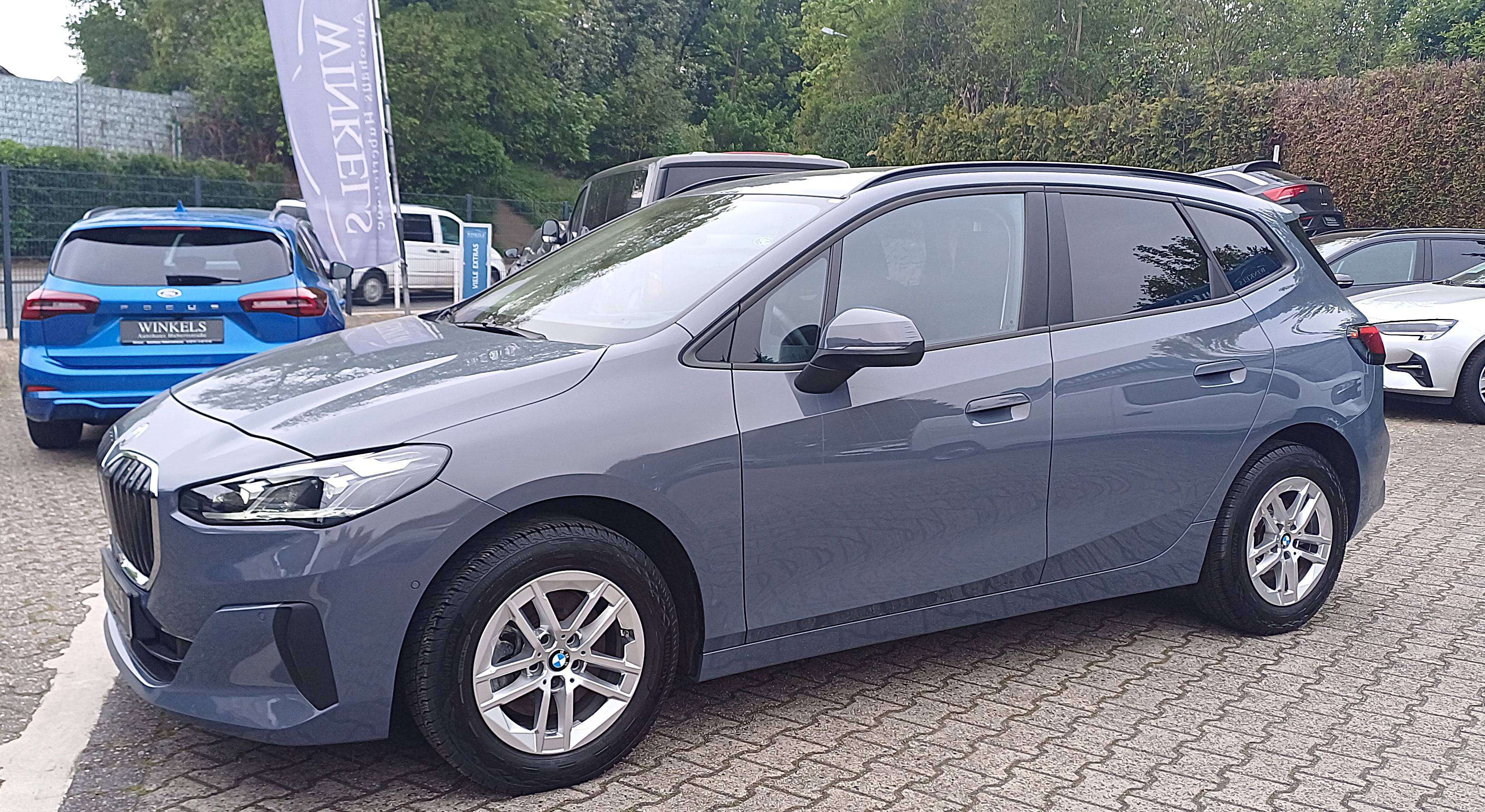BMW 218