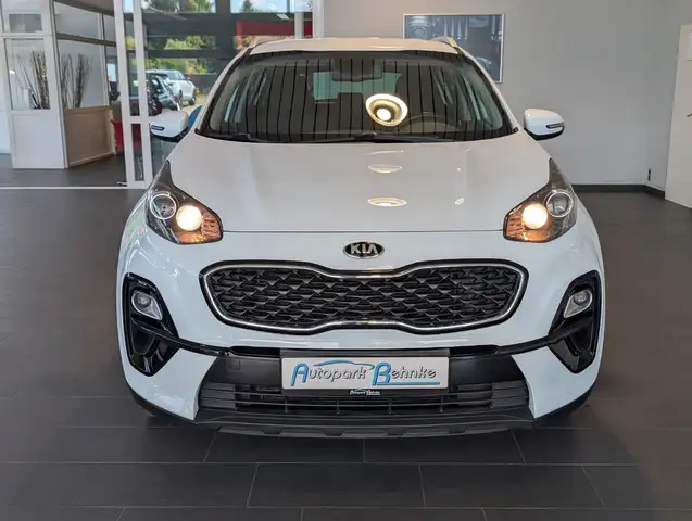 Kia Sportage view 2