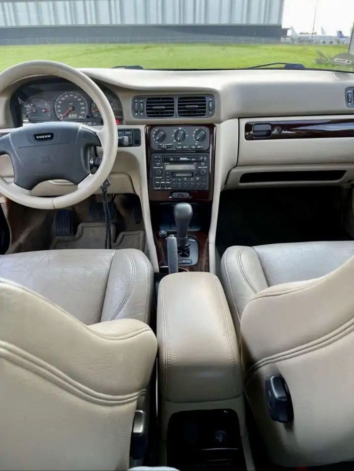 Volvo C70 2.0 T Prestige, foto 6