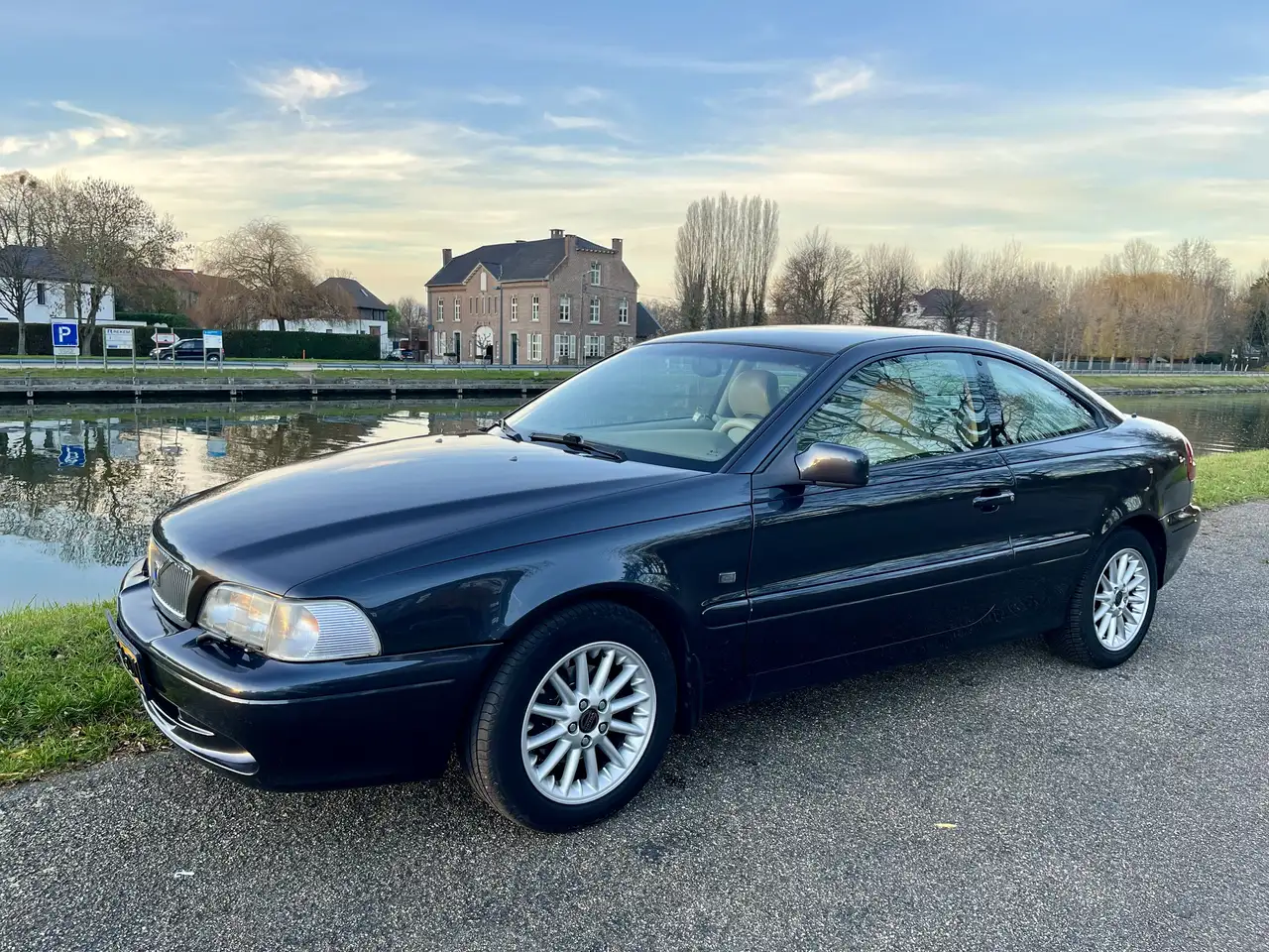 Volvo C70 2.0 T Prestige, foto 4