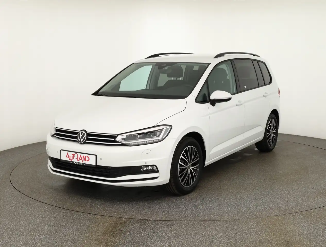 Volkswagen Touran 1.5 TSI DSG Matrix ACC AHK Kamera 2