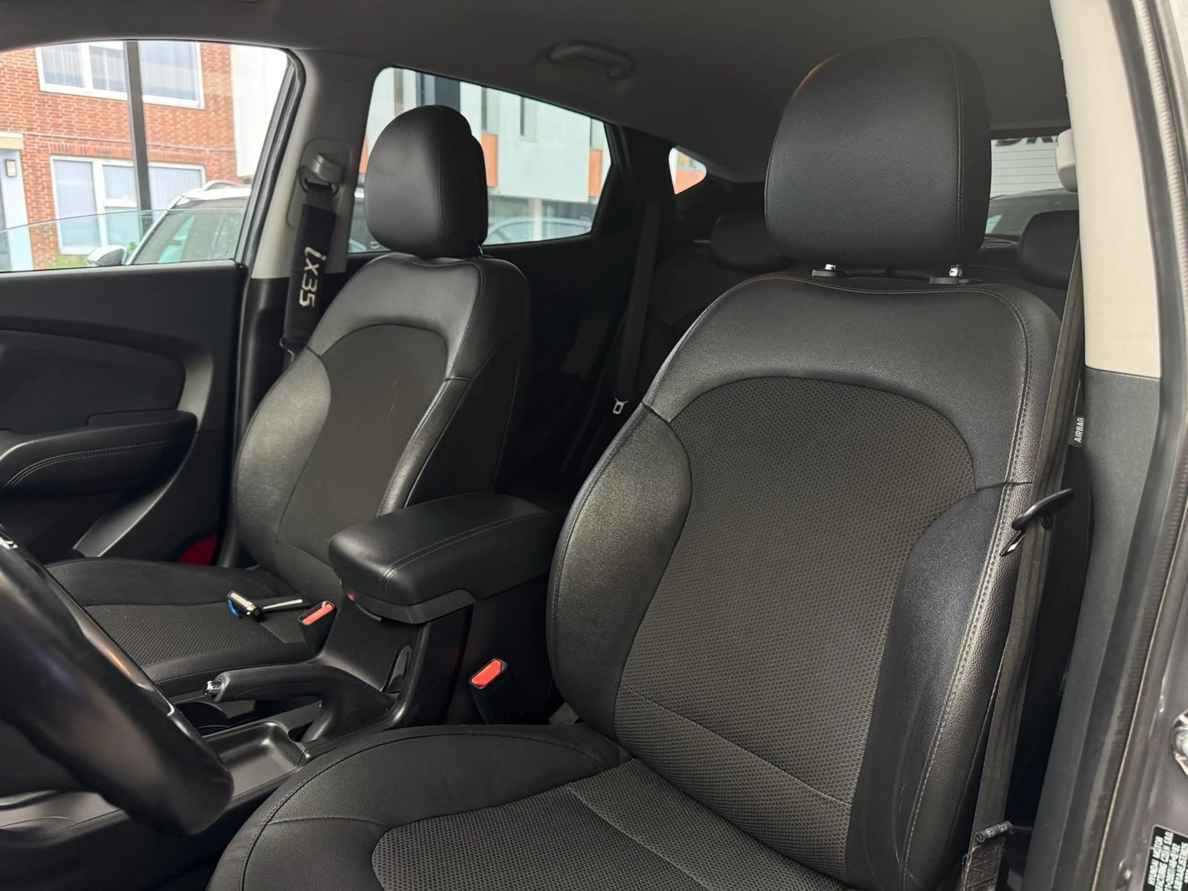 Hyundai iX35 1.6i GDI Go! — photo 8