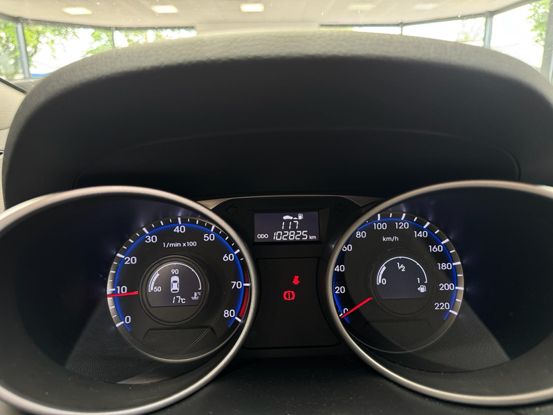 Hyundai iX35 1.6i GDI Go! — photo 12