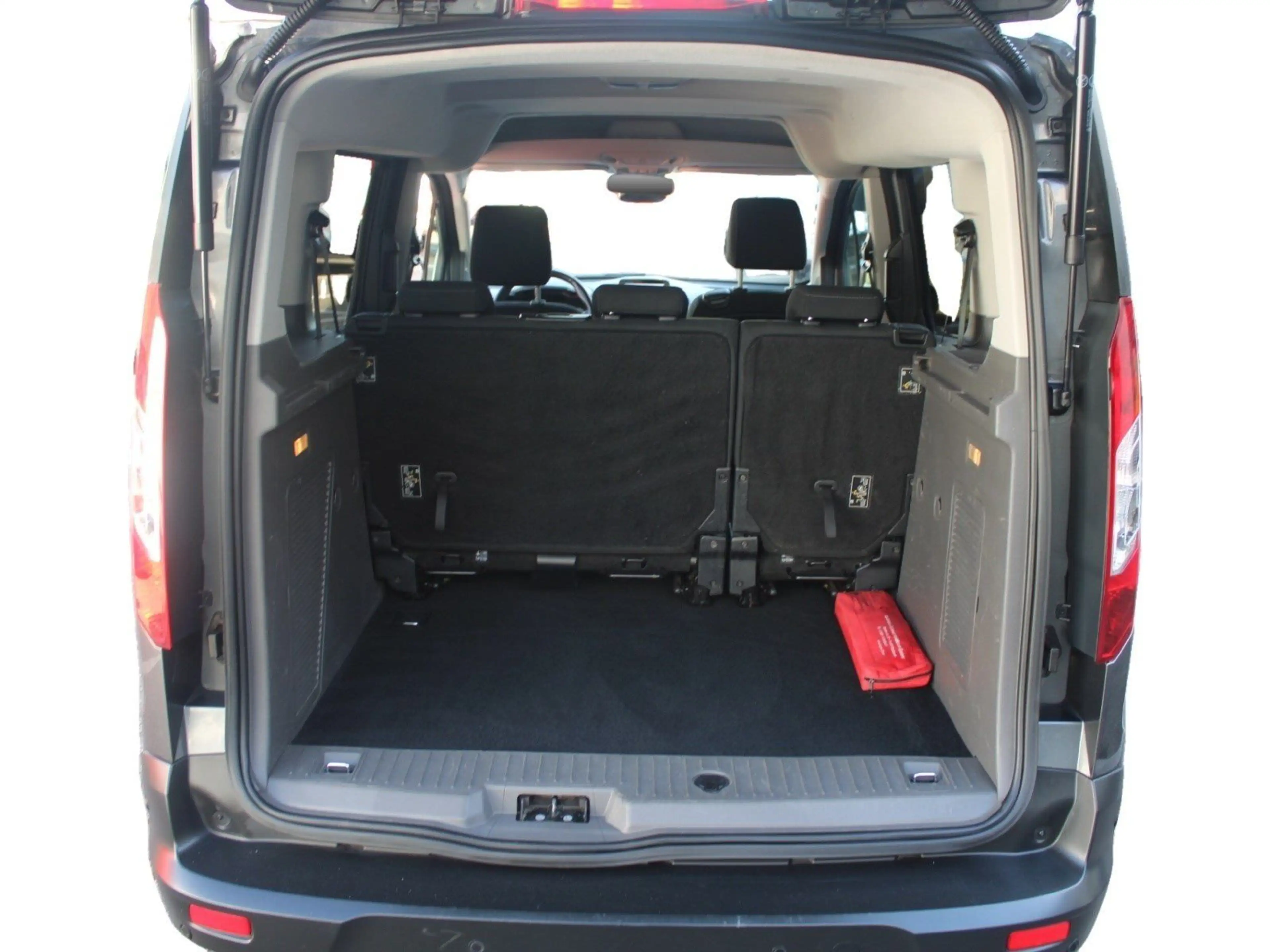 Ford Tourneo Connect Trend - Winter-Paket — photo 20