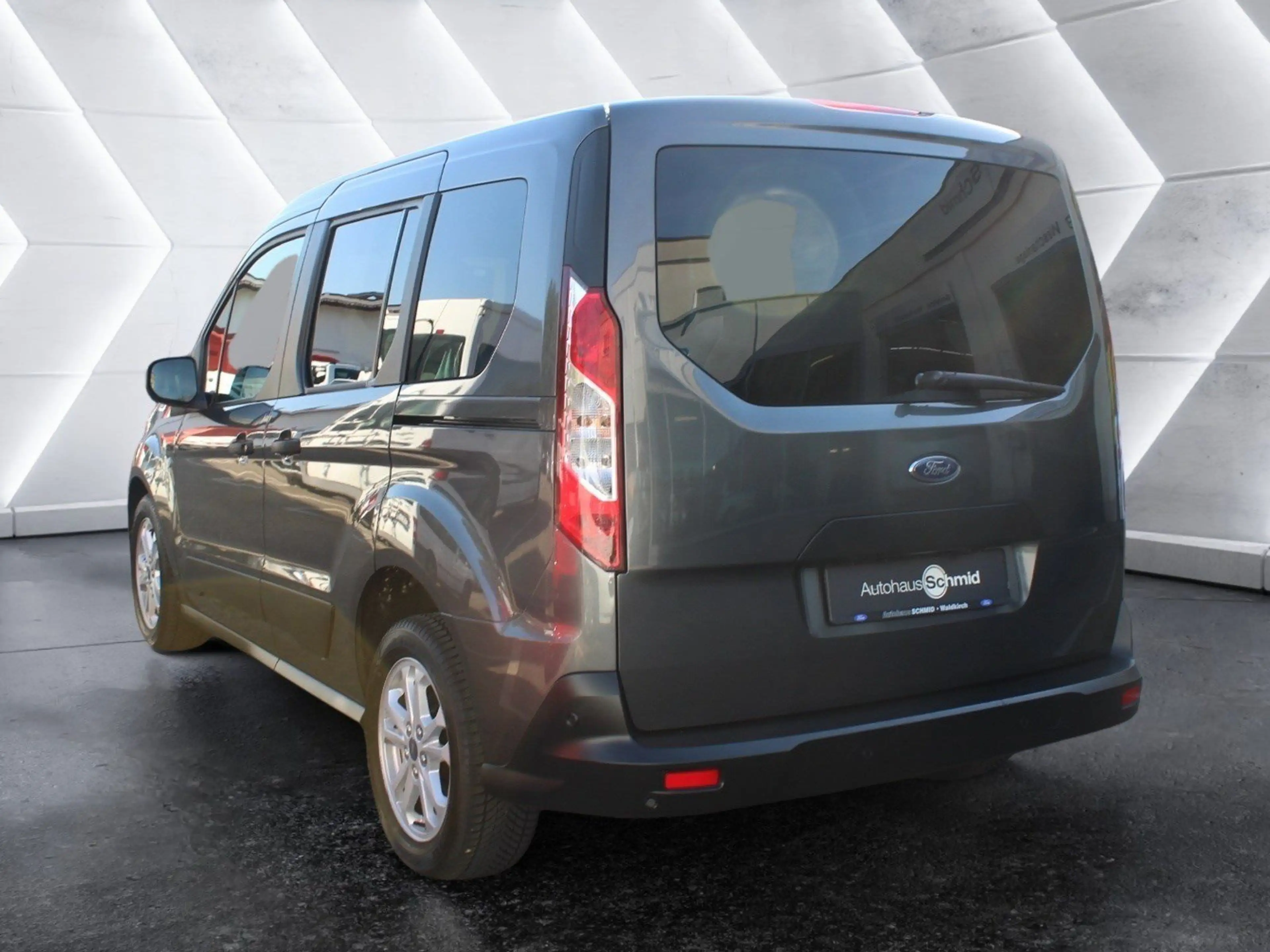 Ford Tourneo Connect Trend - Winter-Paket — photo 3
