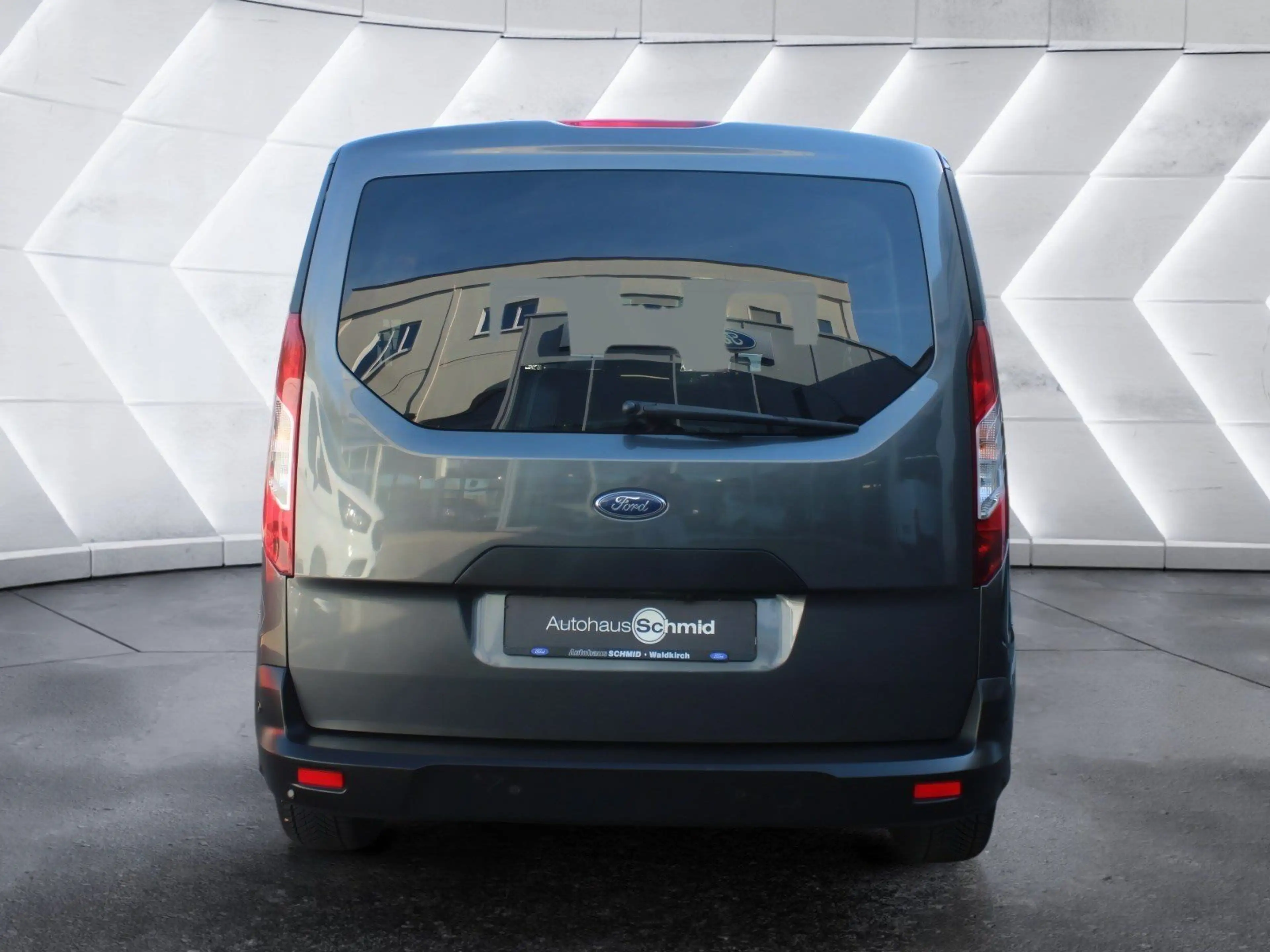 Ford Tourneo Connect Trend - Winter-Paket — photo 4
